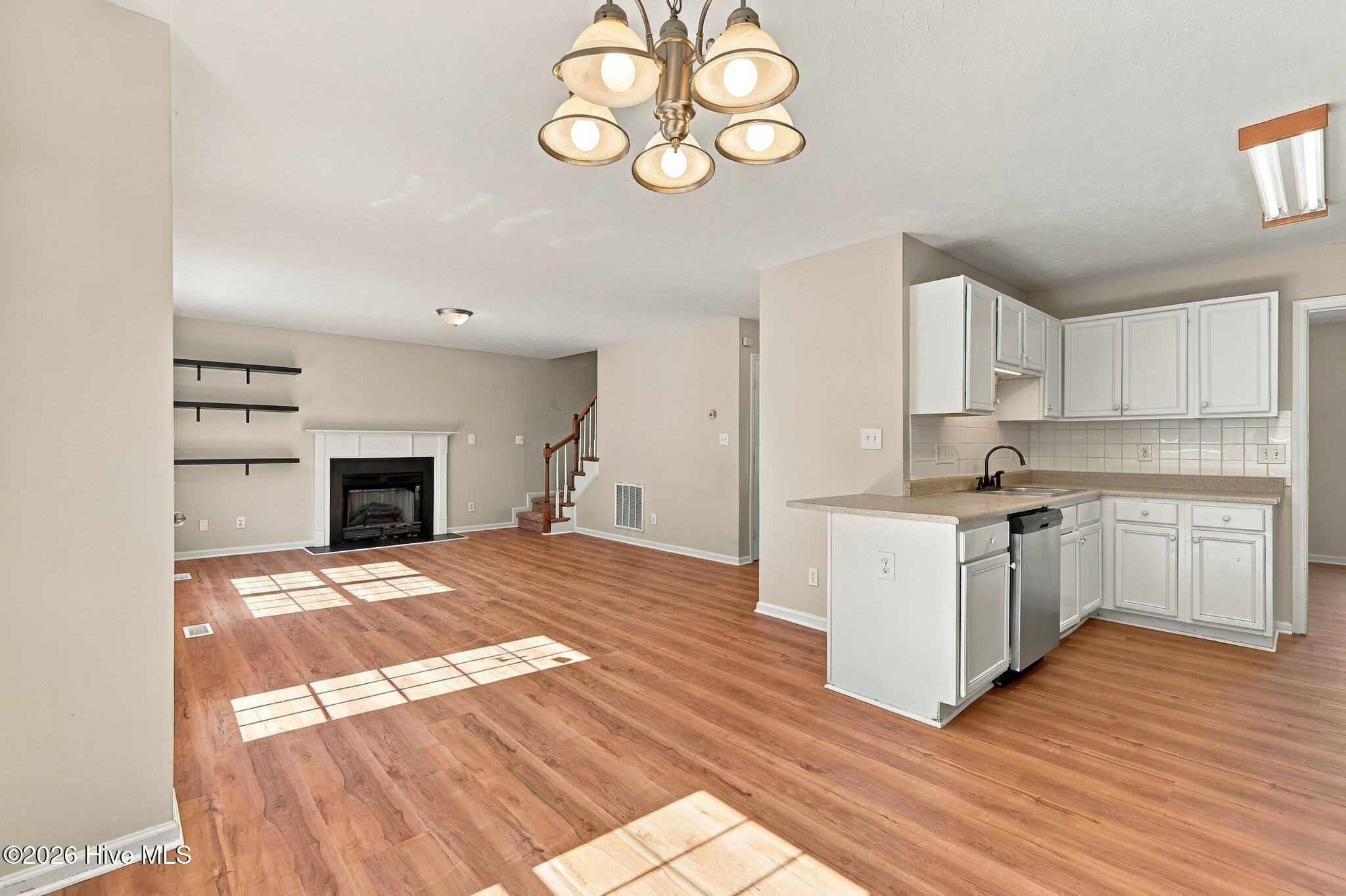 5033 Miranda Drive Property Photo 15
