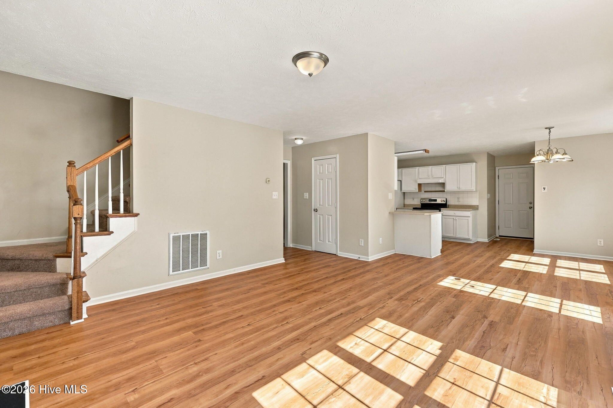 5033 Miranda Drive Property Photo 17