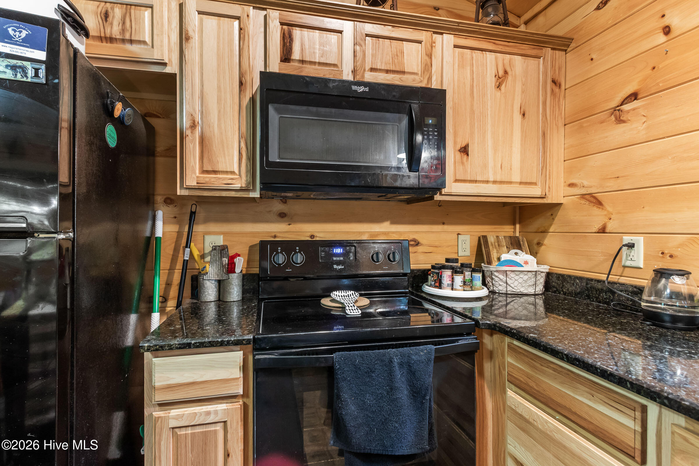 215 Quail Drive Property Photo 12