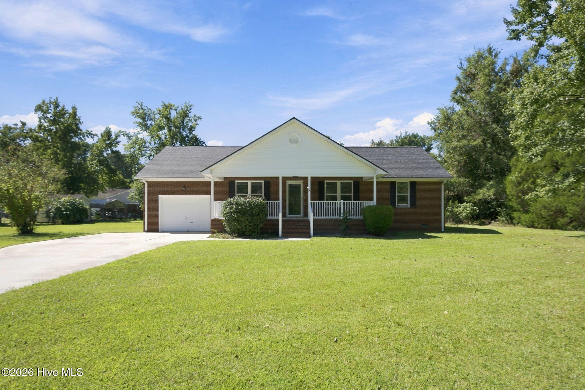 4425 Rivershore Drive Property Photo 1