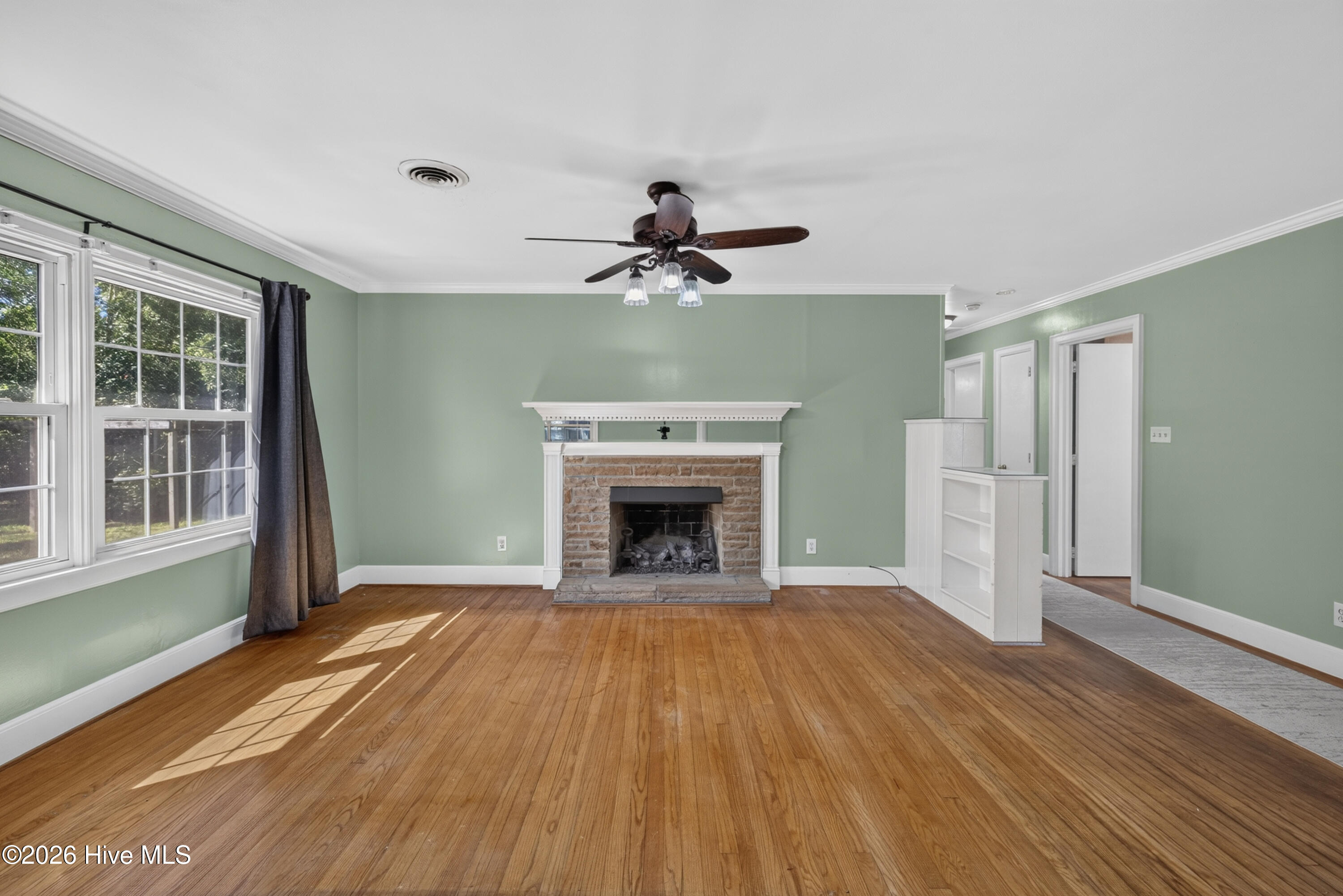 2414 Belvedere Drive Property Photo 10