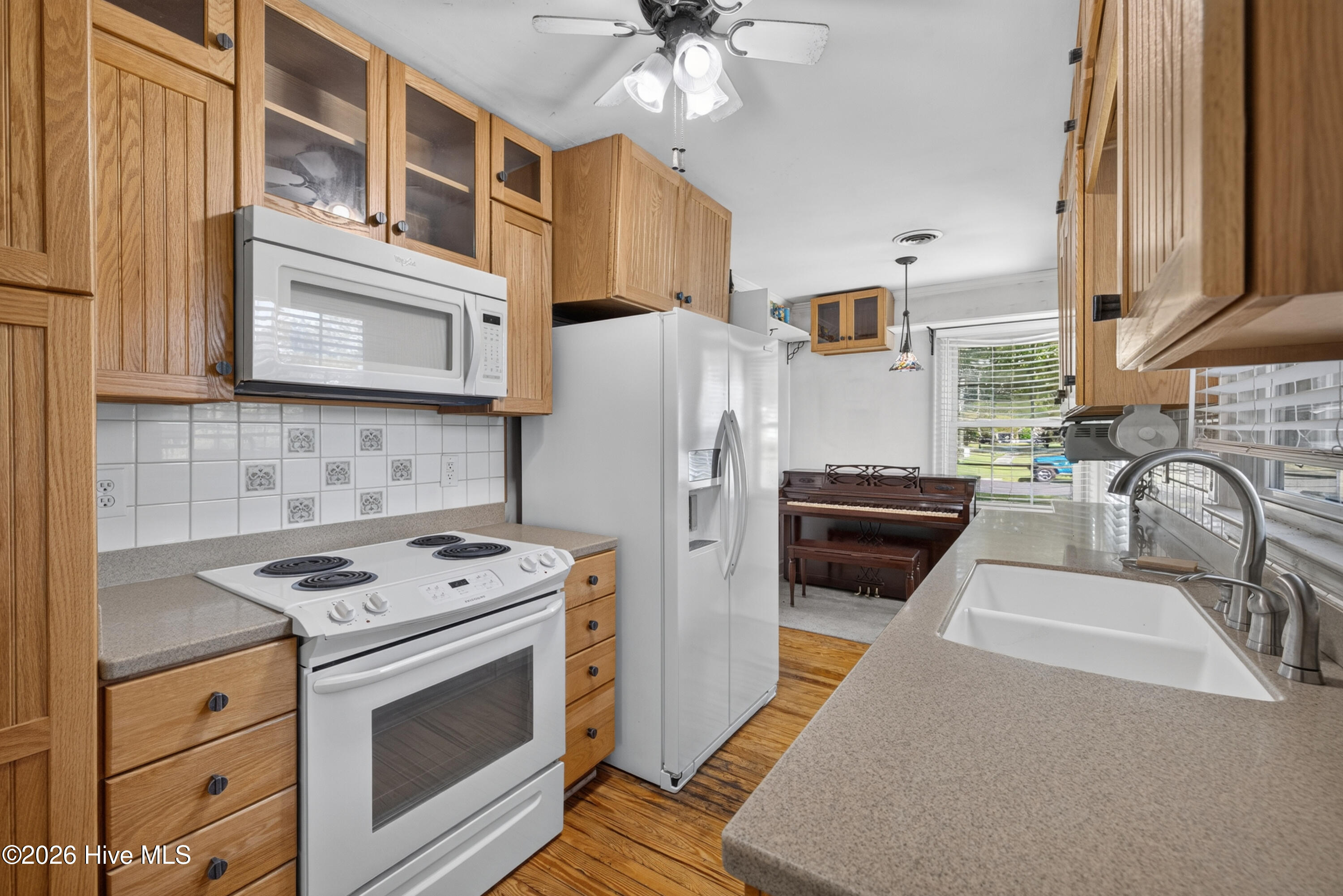 2414 Belvedere Drive Property Photo 14