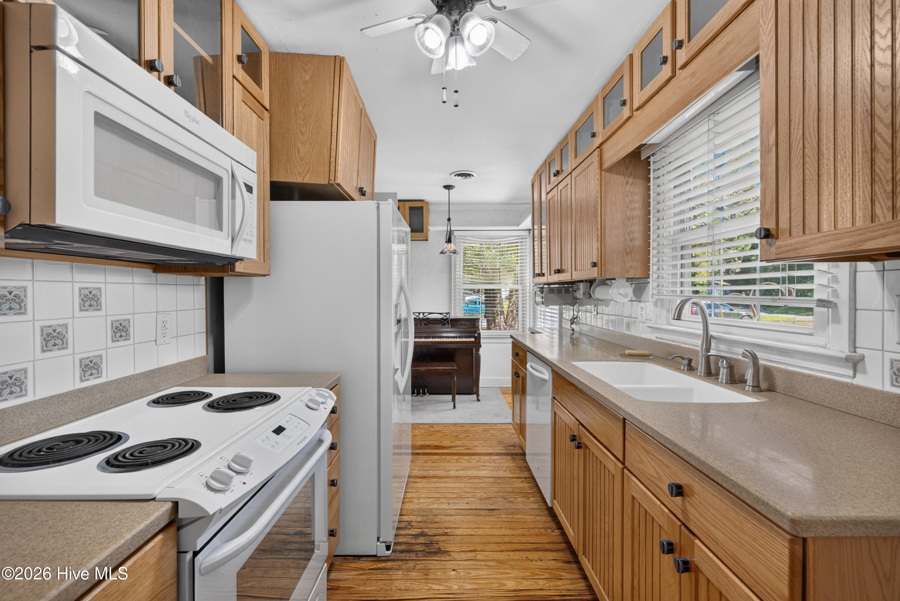 2414 Belvedere Drive Property Photo 15