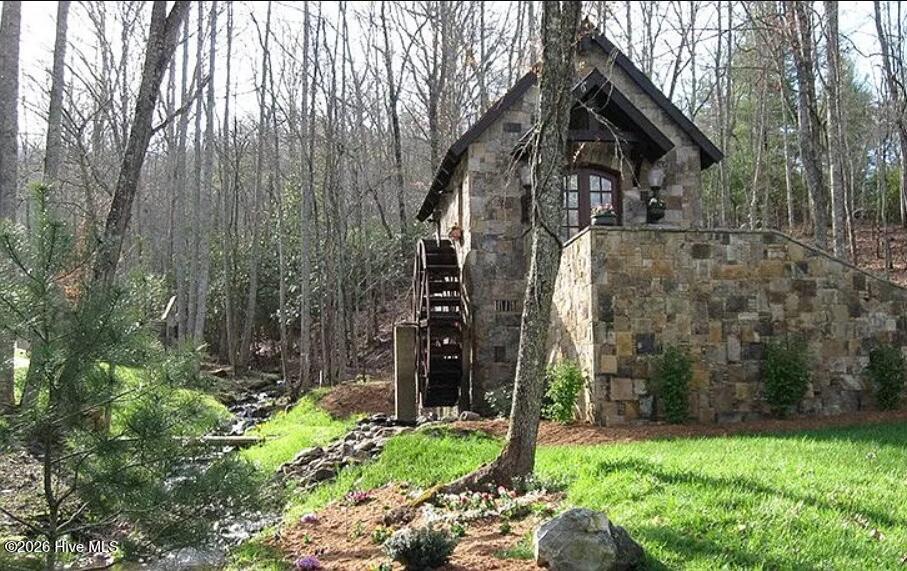 20 20 Radiant Cove Property Photo 2
