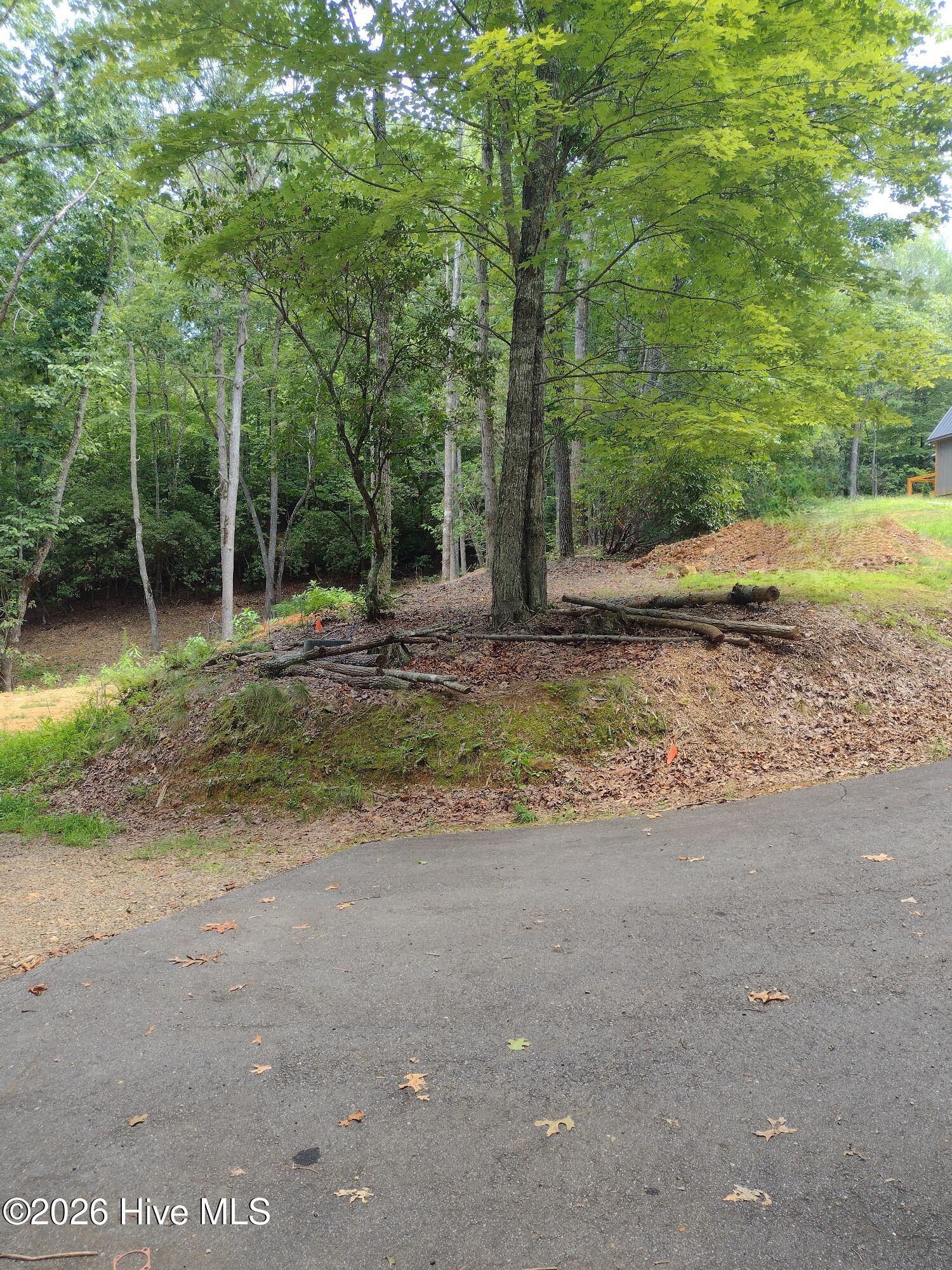 20 20 Radiant Cove Property Photo 6