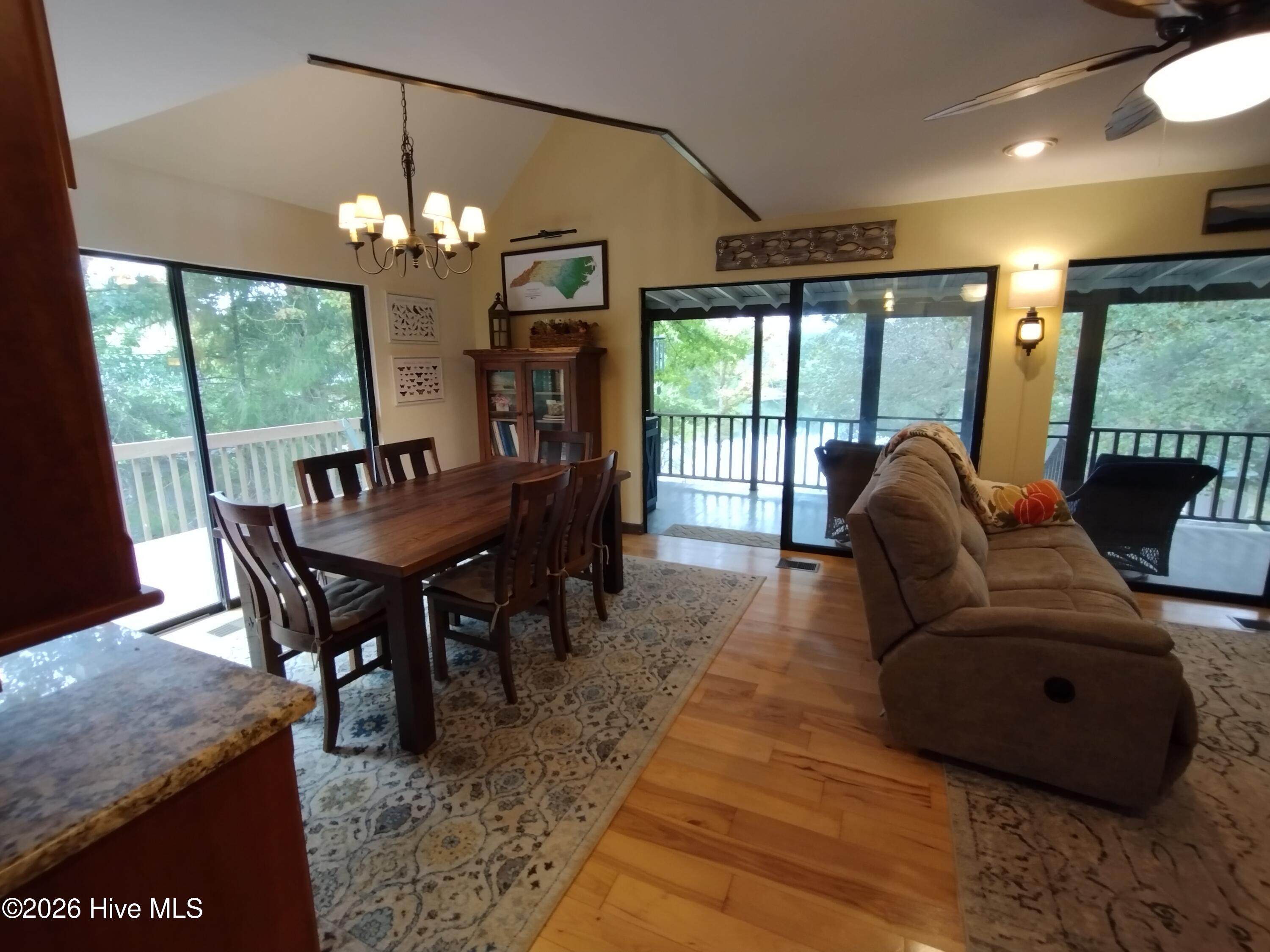33 Lake Wells Terrace Property Photo 25