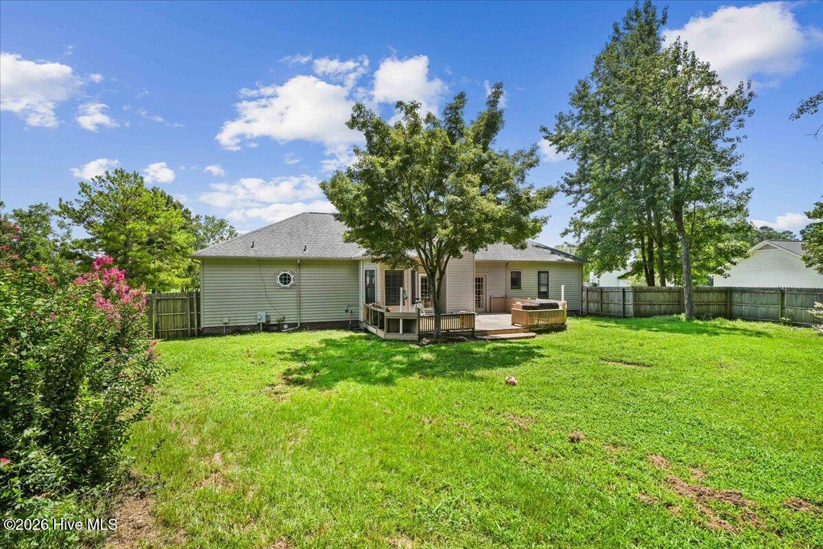 405 N Pointe Drive Property Photo 8