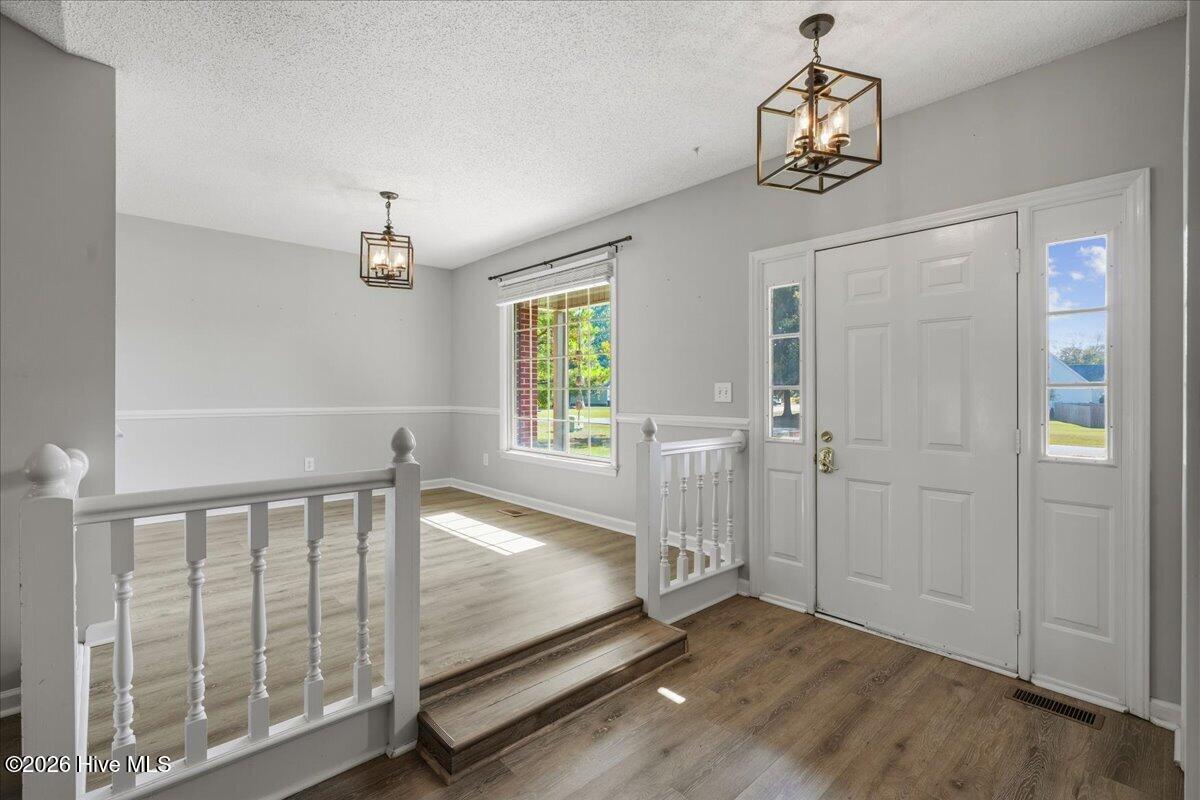 405 N Pointe Drive Property Photo 21