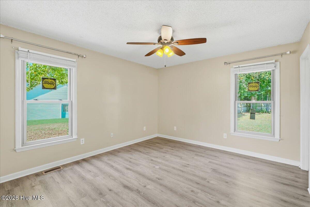 405 N Pointe Drive Property Photo 22