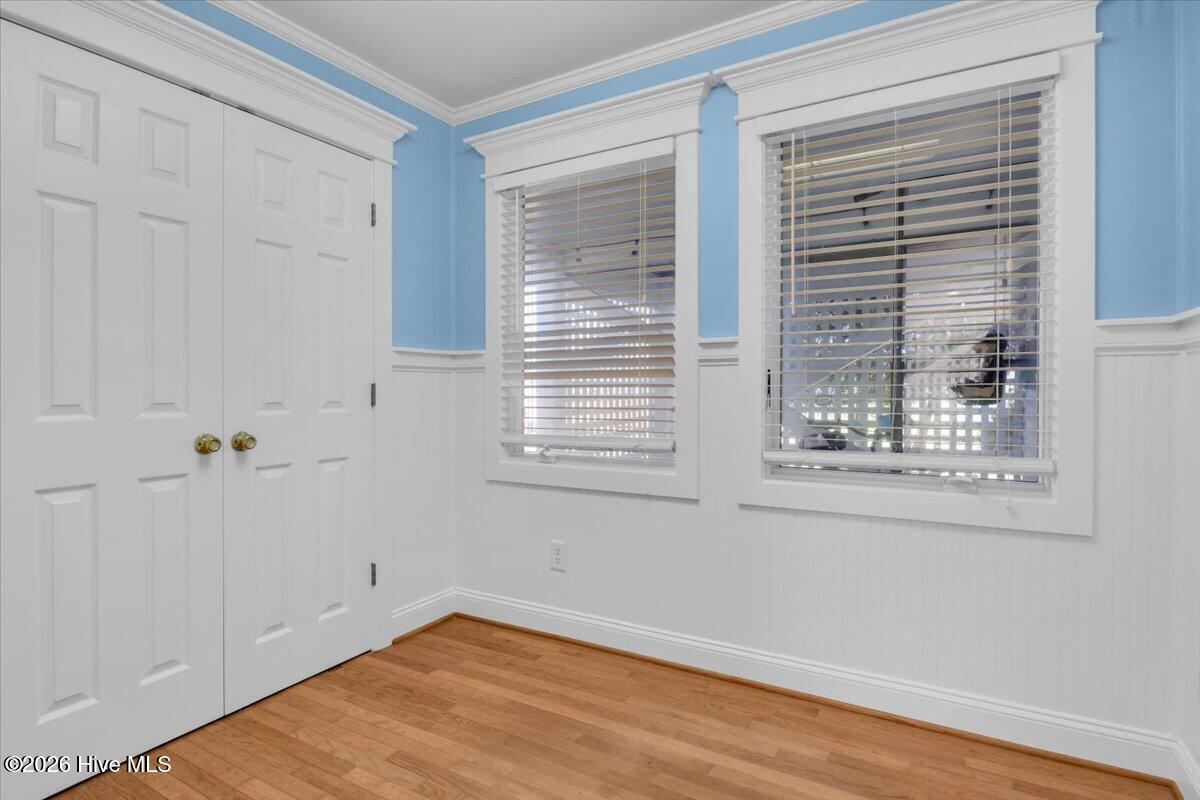 123 Cole Street D Property Photo 42