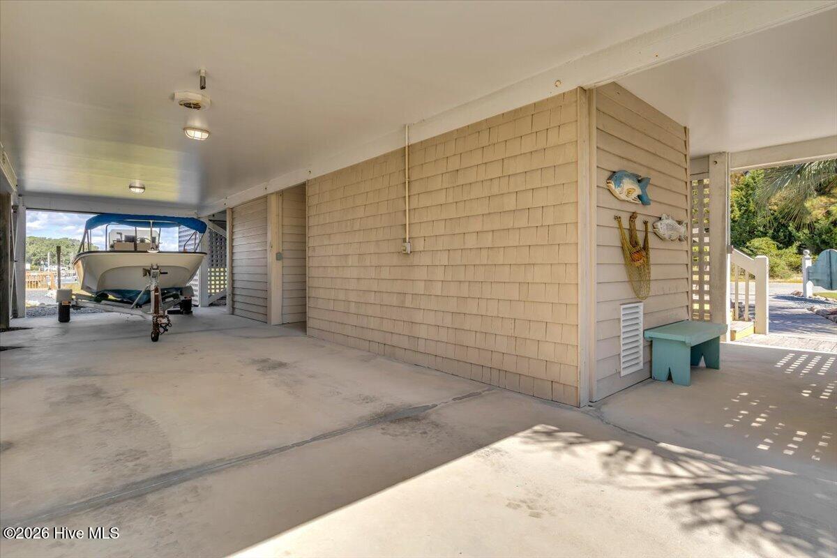 123 Cole Street D Property Photo 46