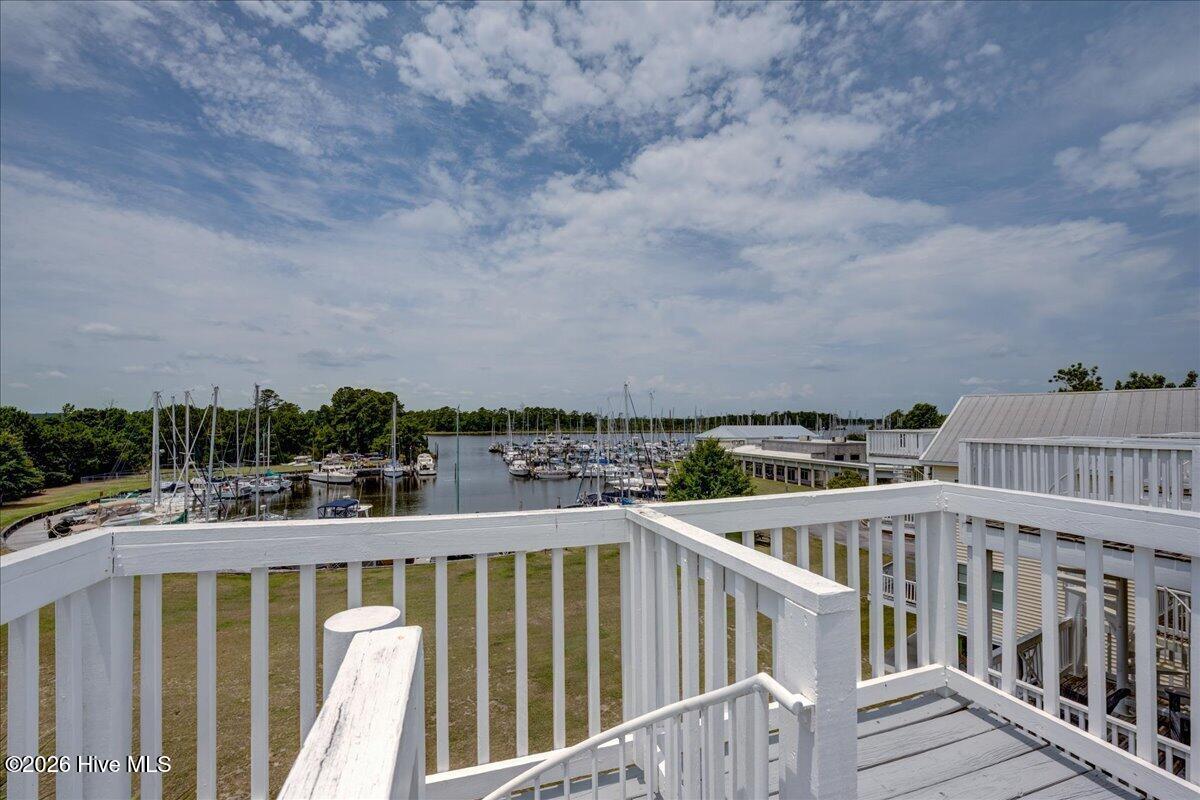 4016 Marina Townes Drive Property Photo 17