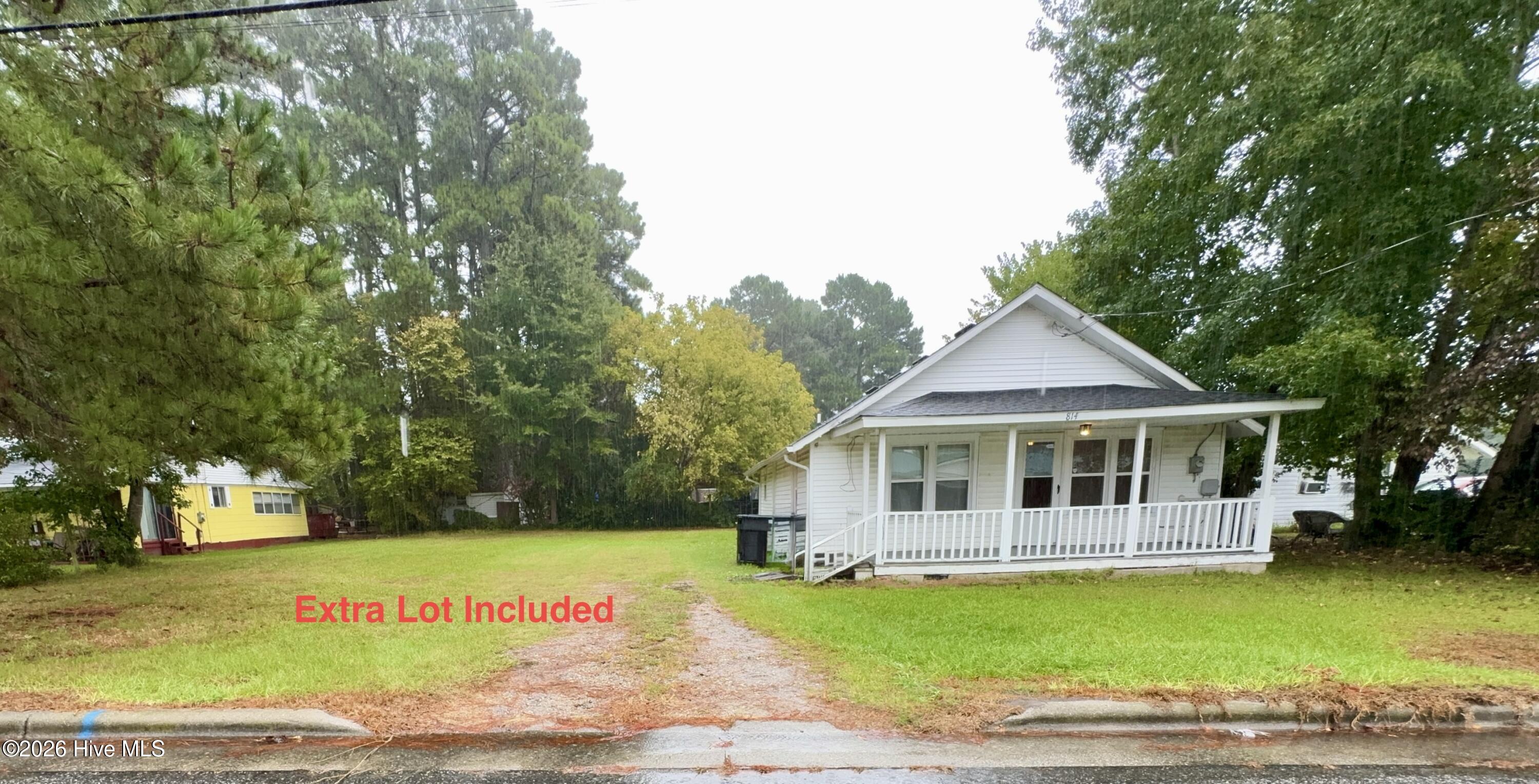 814 Cardwell Street Property Photo 1