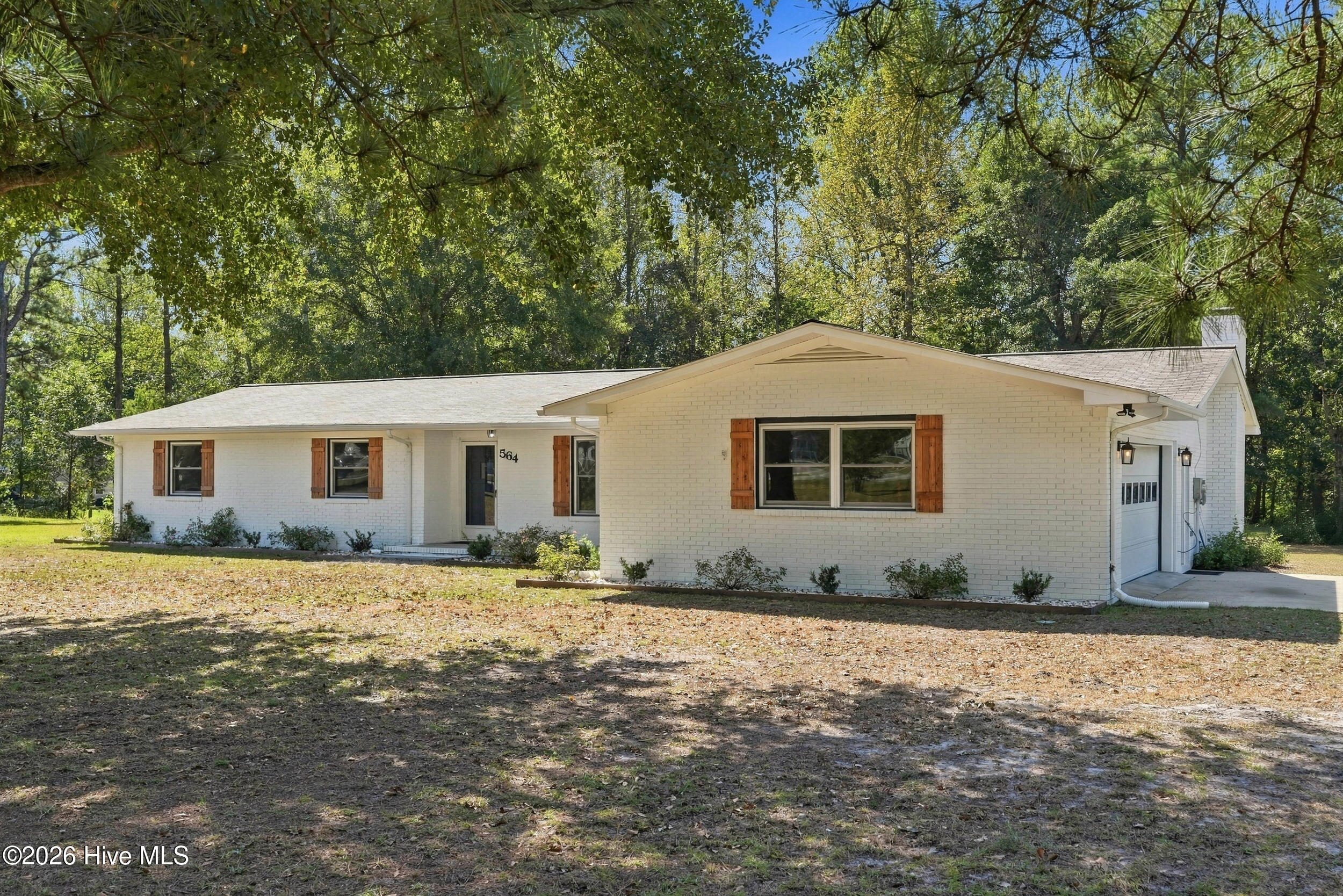 564 Old Folkstone Road Property Photo 2