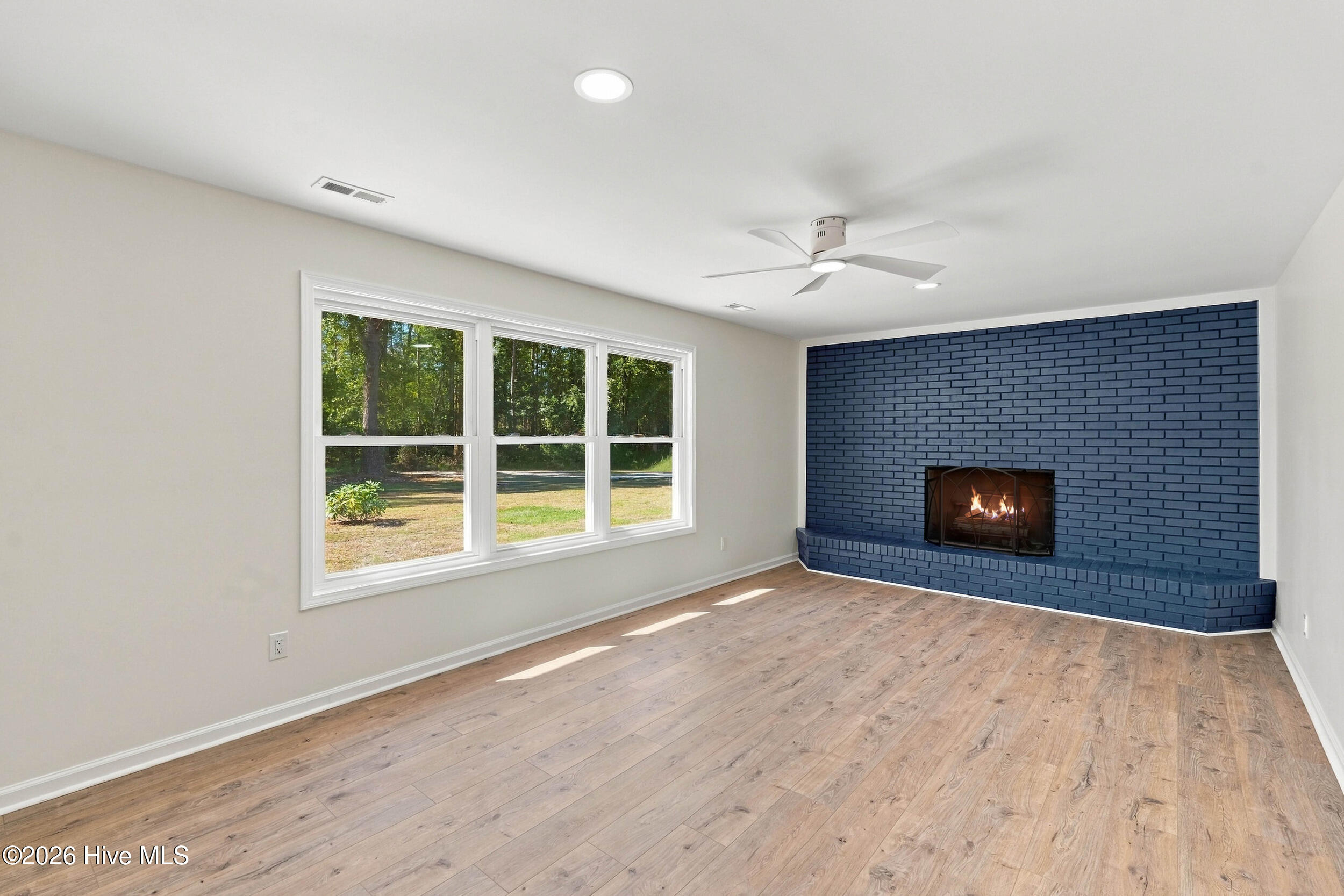 564 Old Folkstone Road Property Photo 16