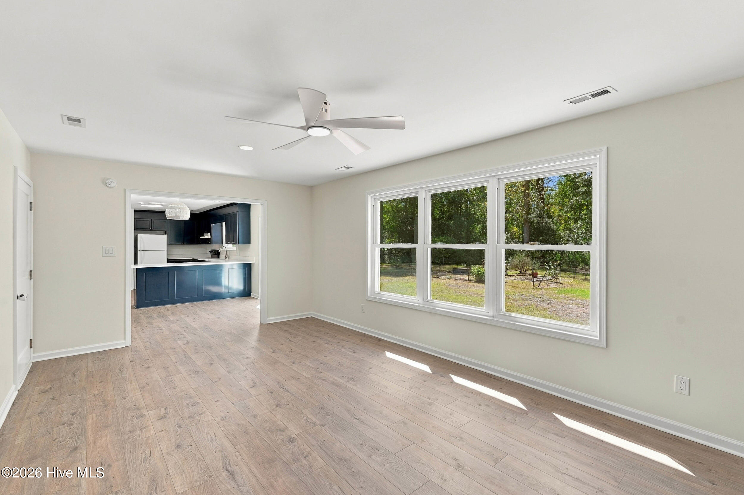 564 Old Folkstone Road Property Photo 17