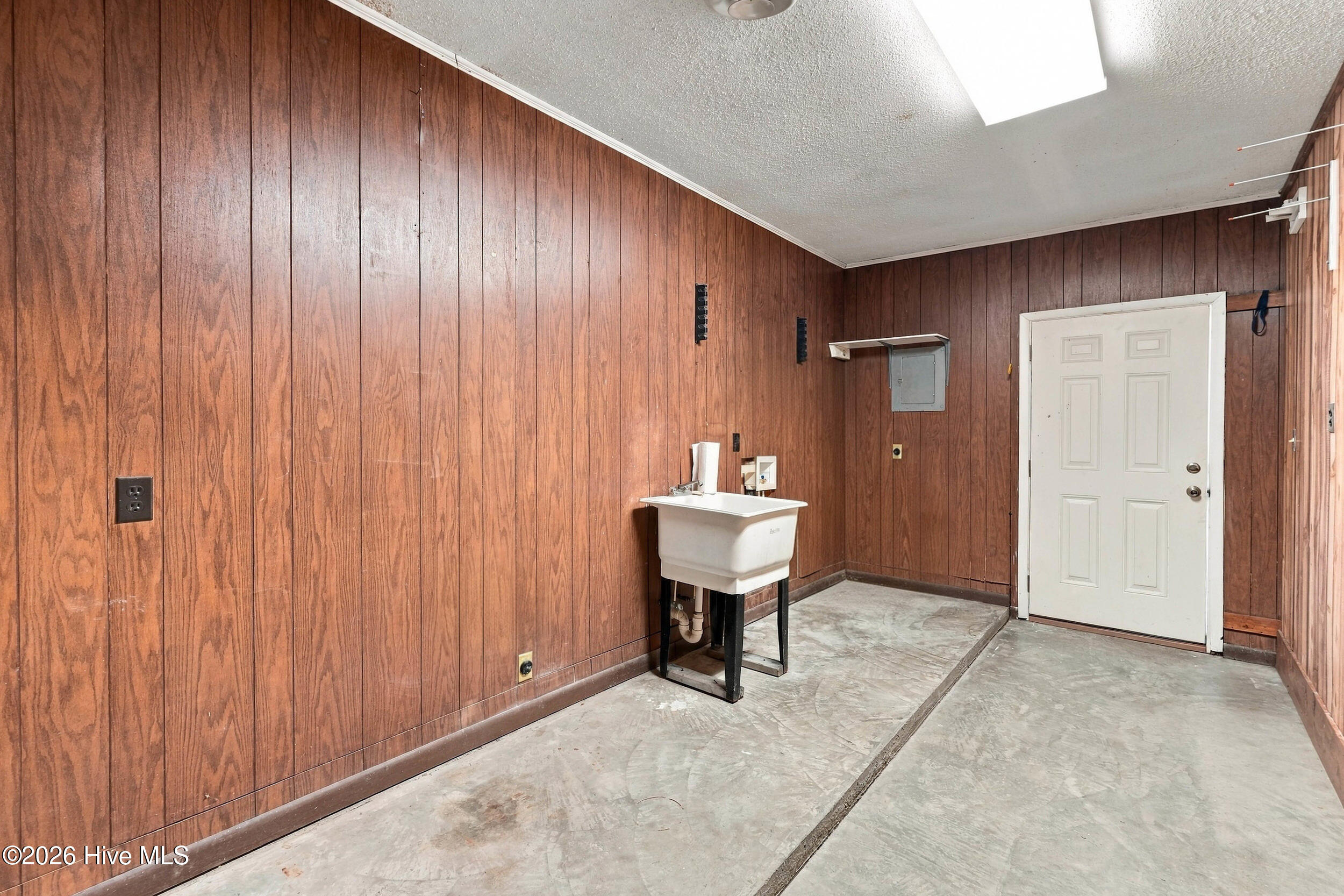 564 Old Folkstone Road Property Photo 30