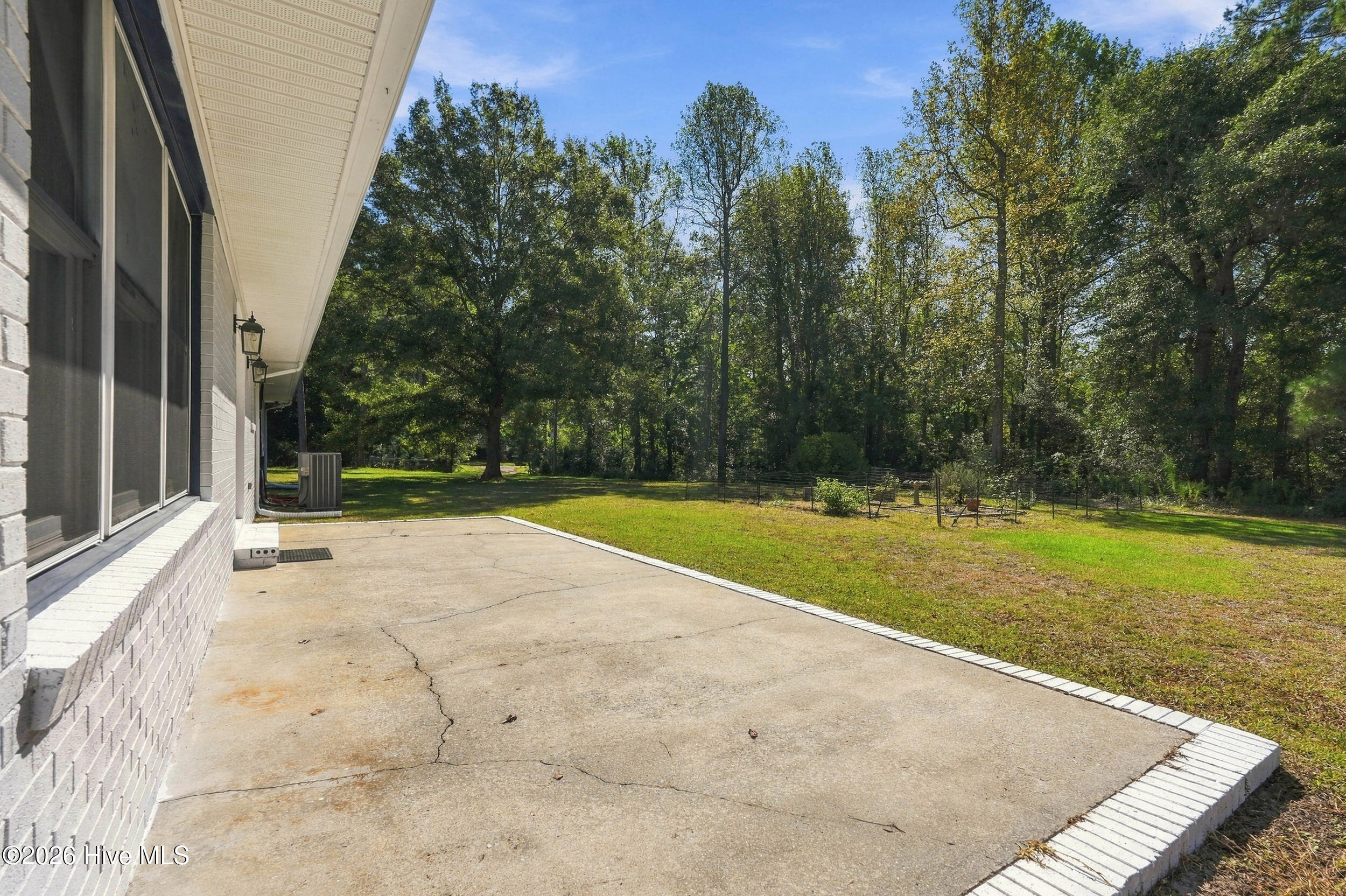 564 Old Folkstone Road Property Photo 32