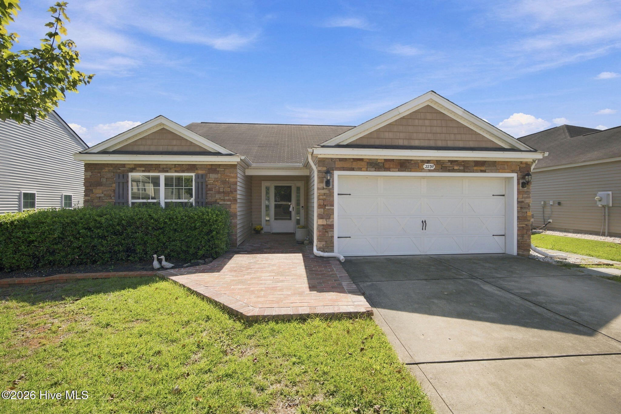 2239 Cottagefield Lane Property Photo 1