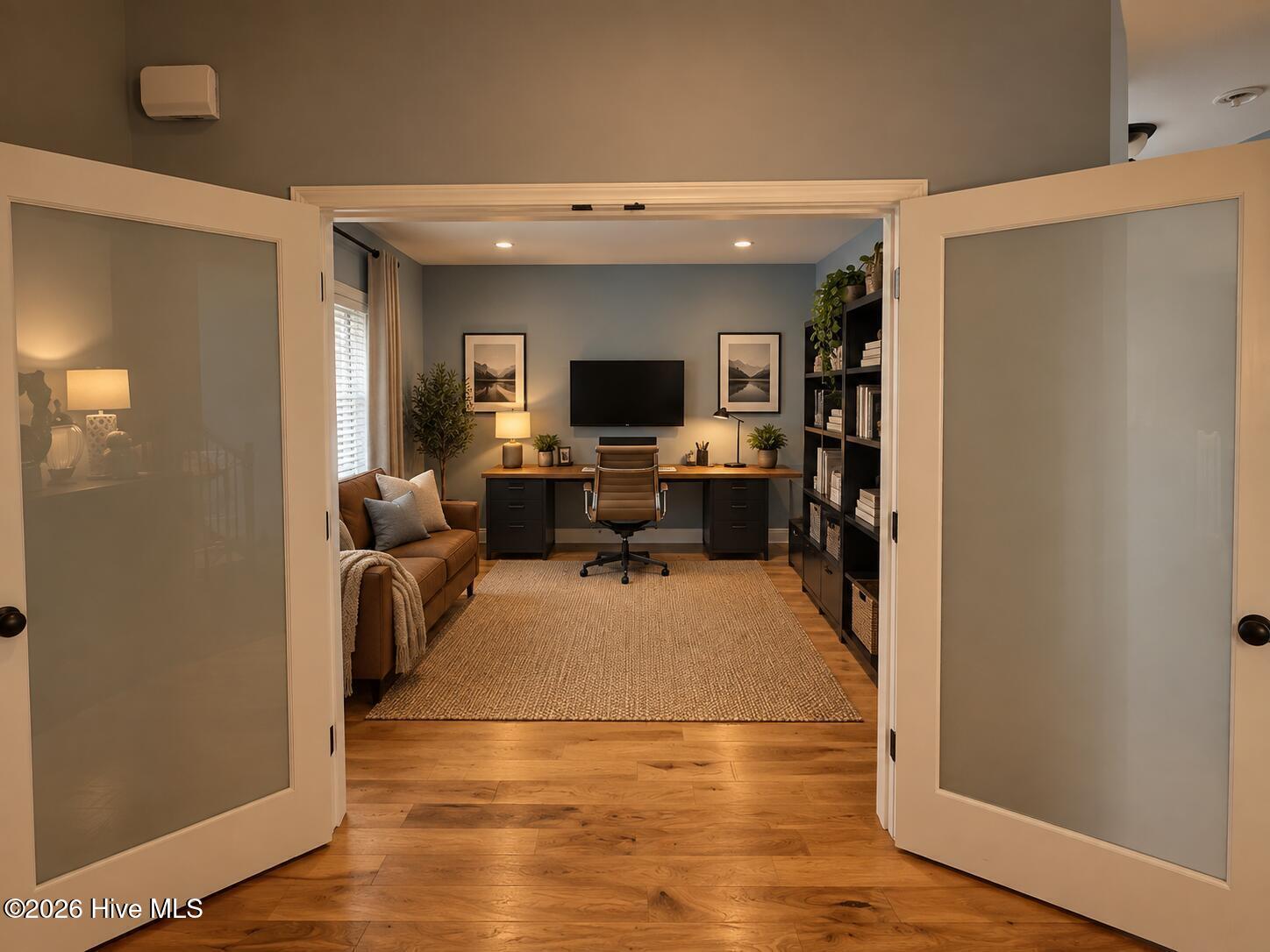 422 Oldtowne Street Property Photo 4