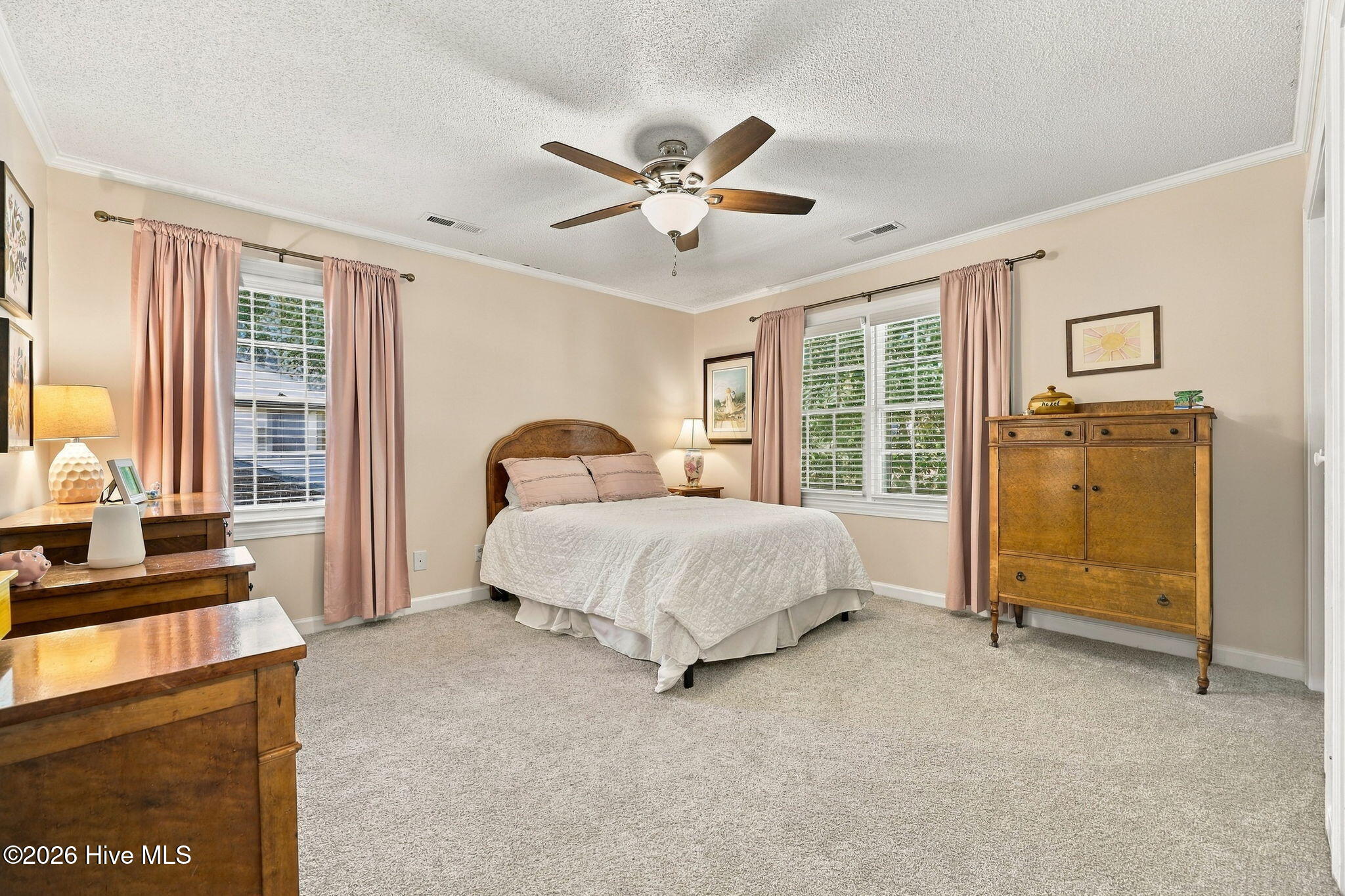 423 Lee Street Property Photo 41