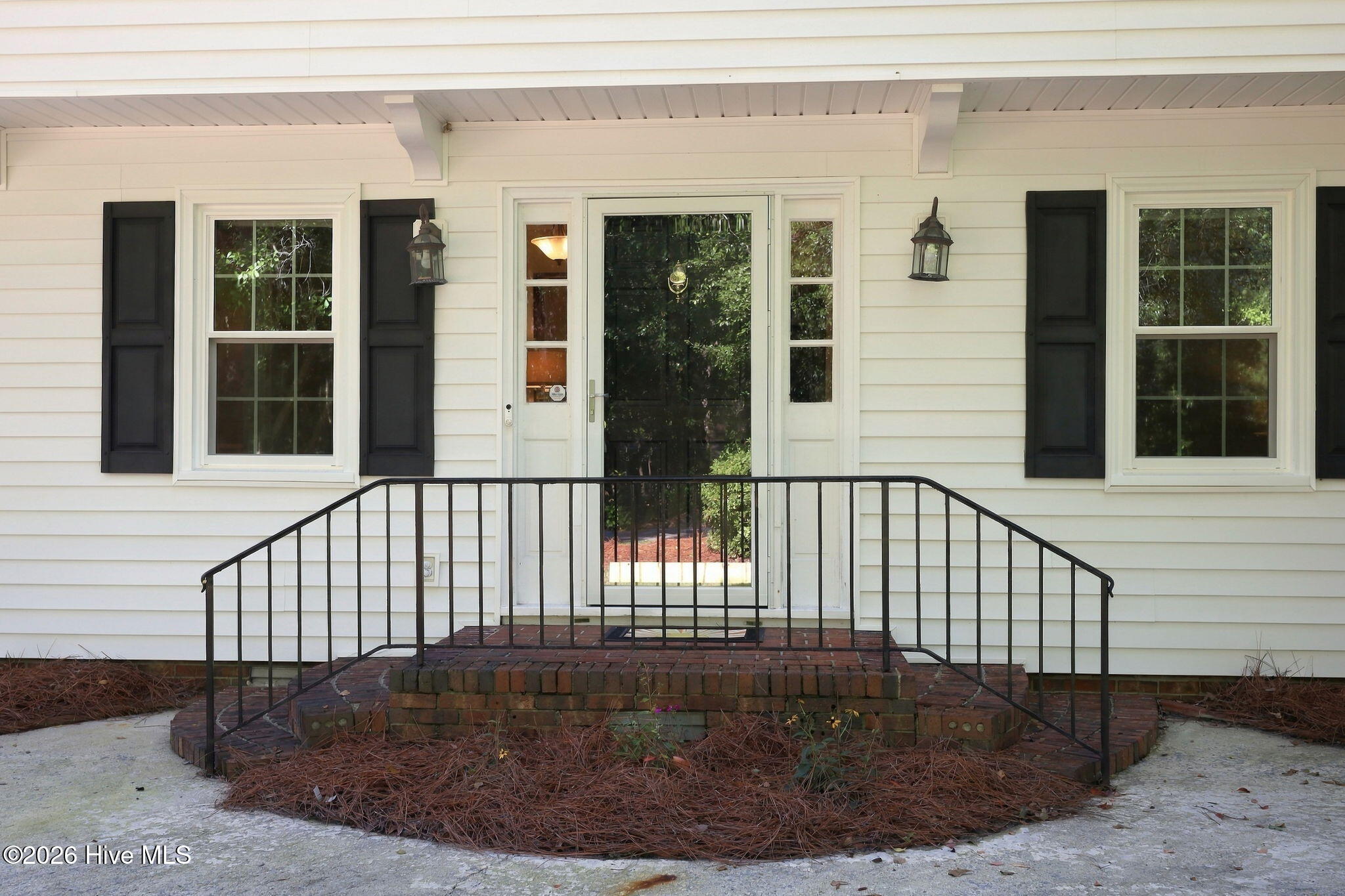 423 Lee Street Property Photo 46