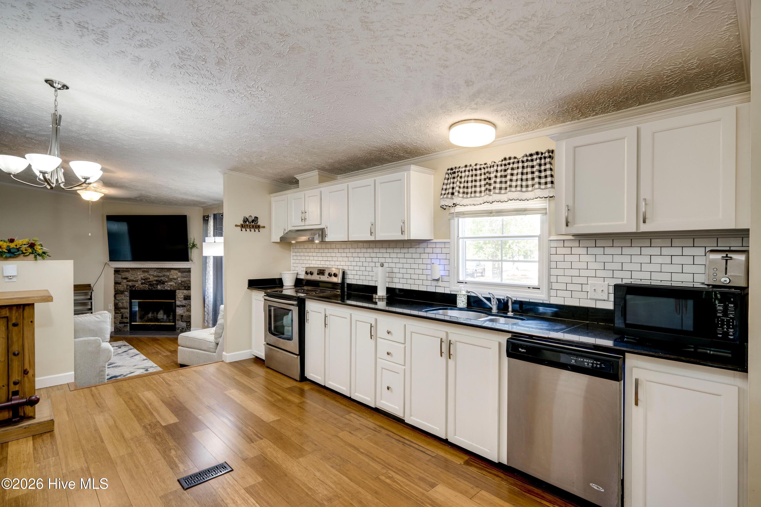 2 Carriee Lane Property Photo 8