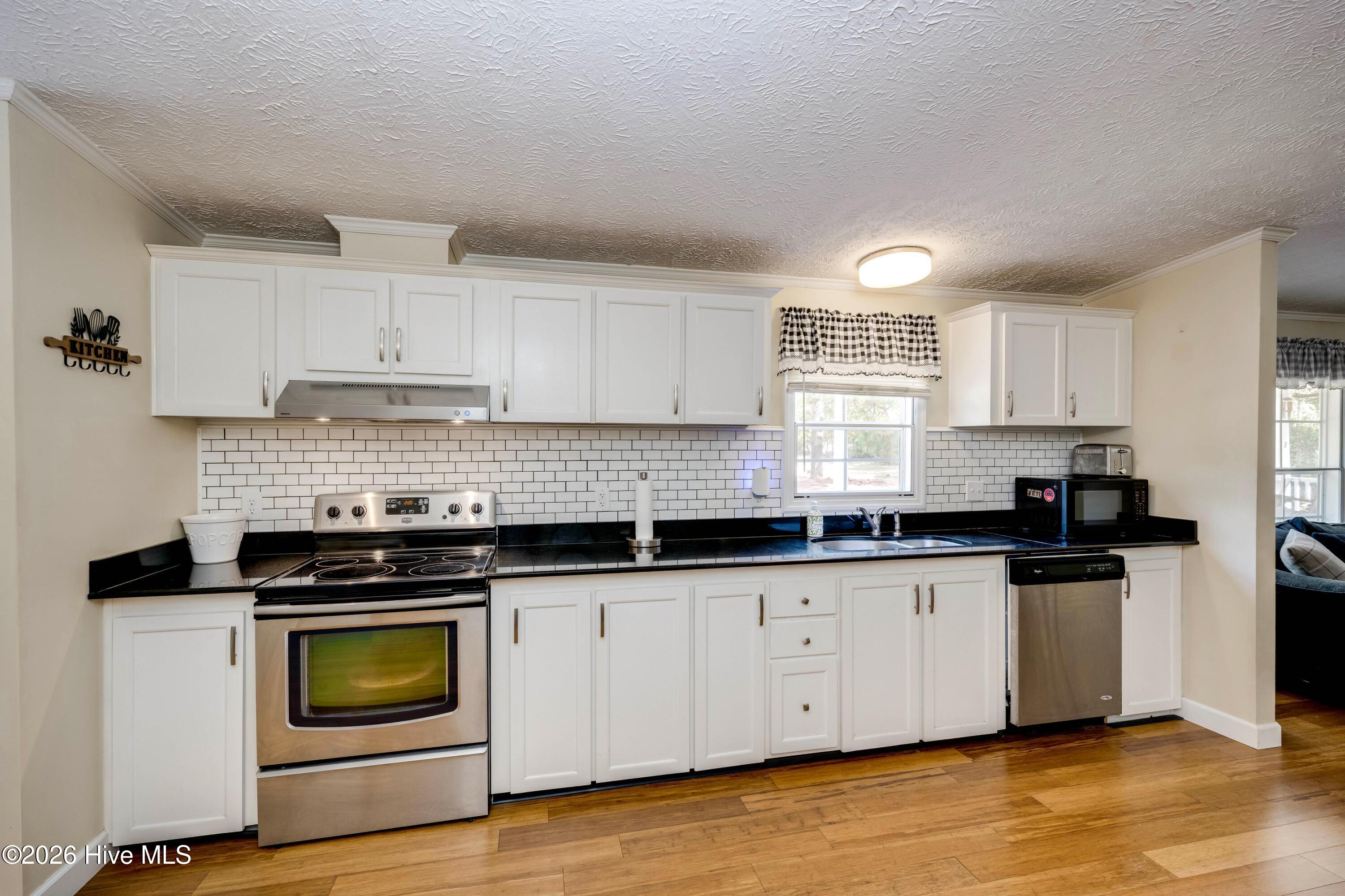2 Carriee Lane Property Photo 10