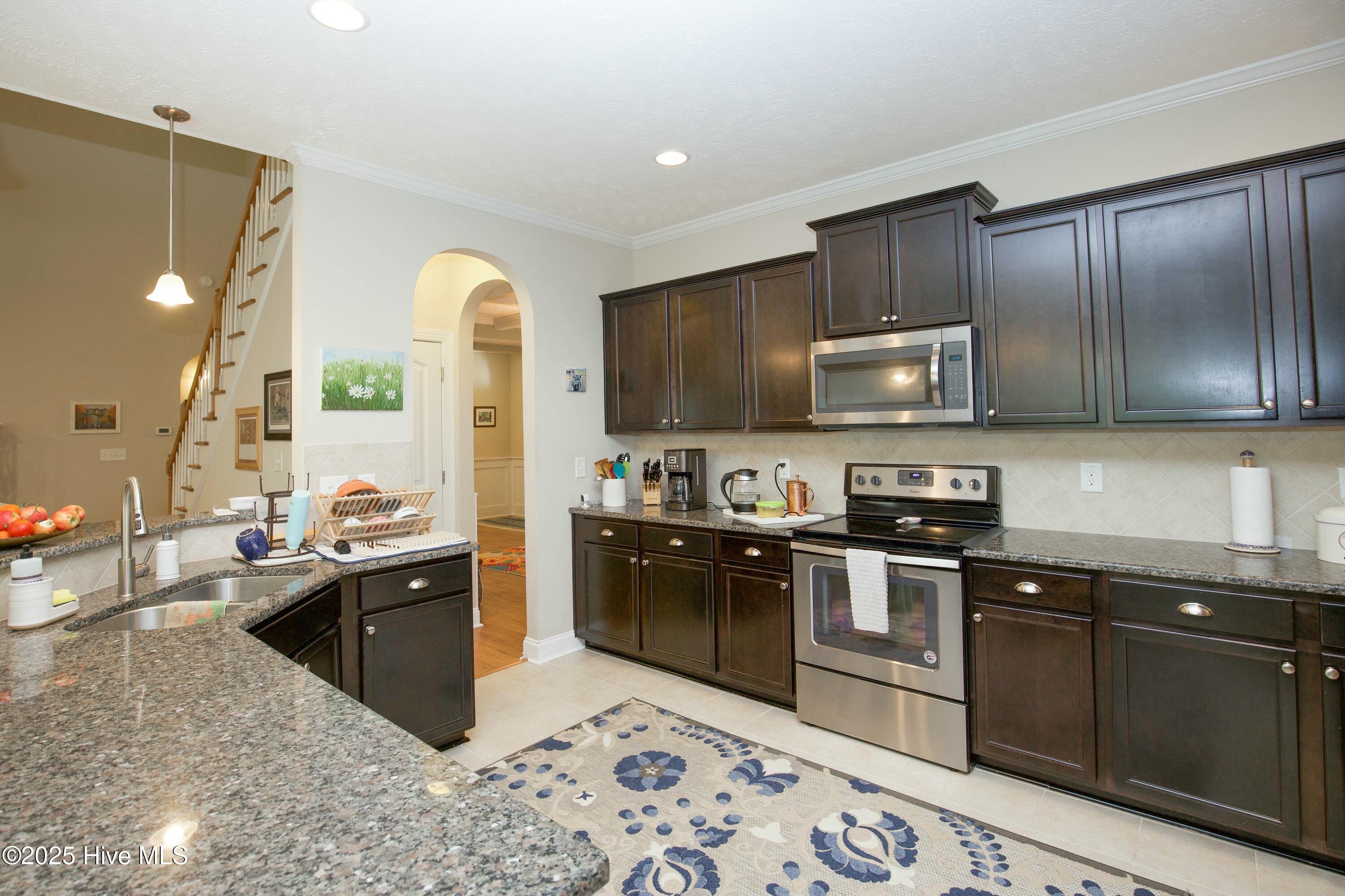 190 Dicks Hill Road Property Photo 23