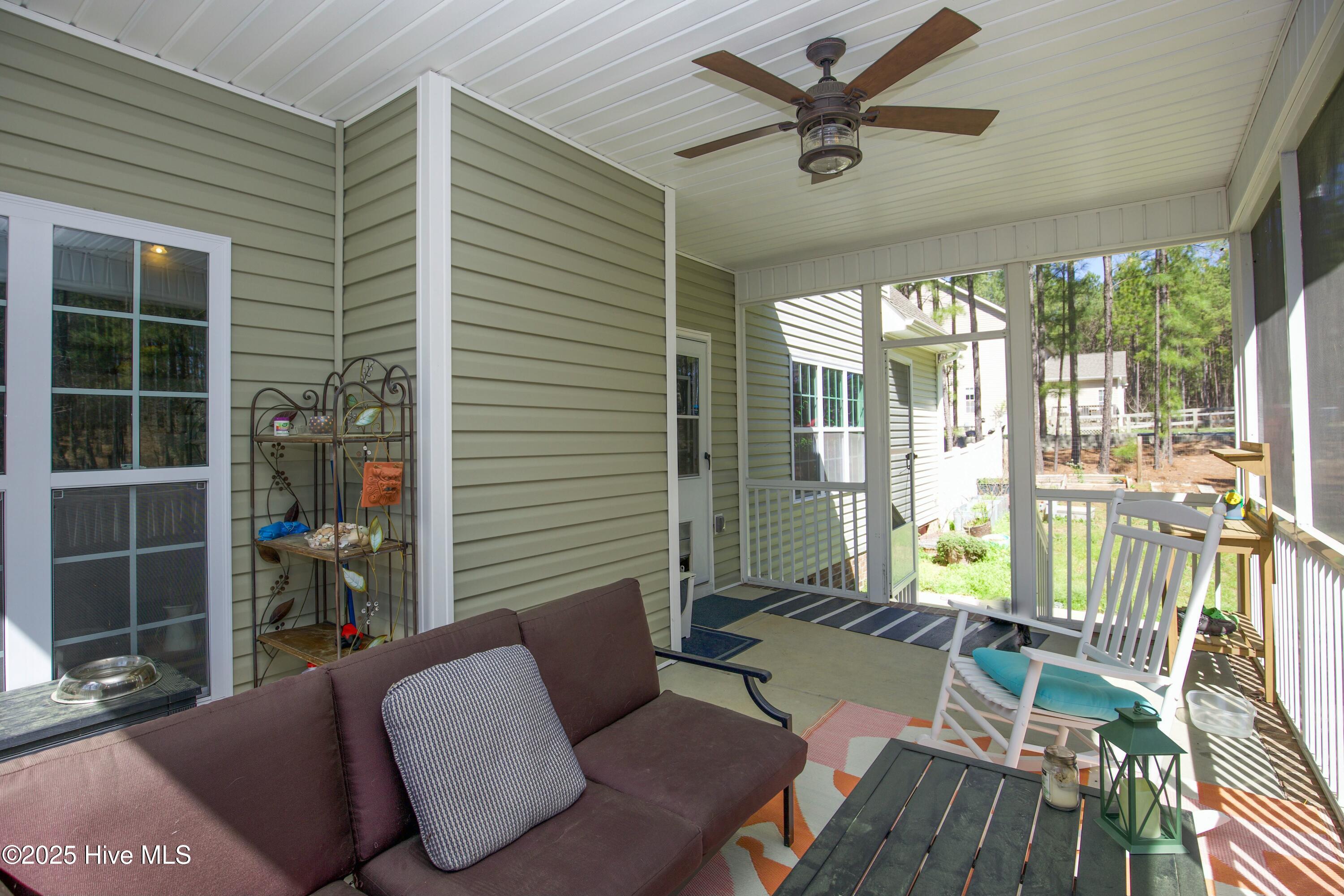 190 Dicks Hill Road Property Photo 61