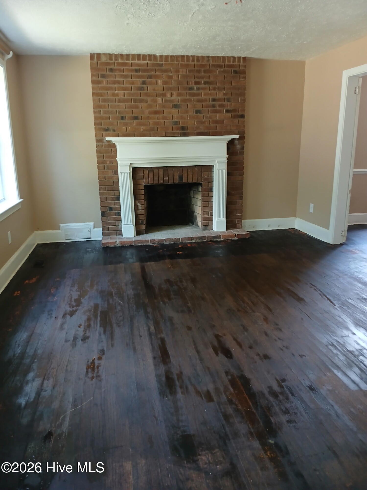 306 S Jefferson Avenue S Property Photo 4