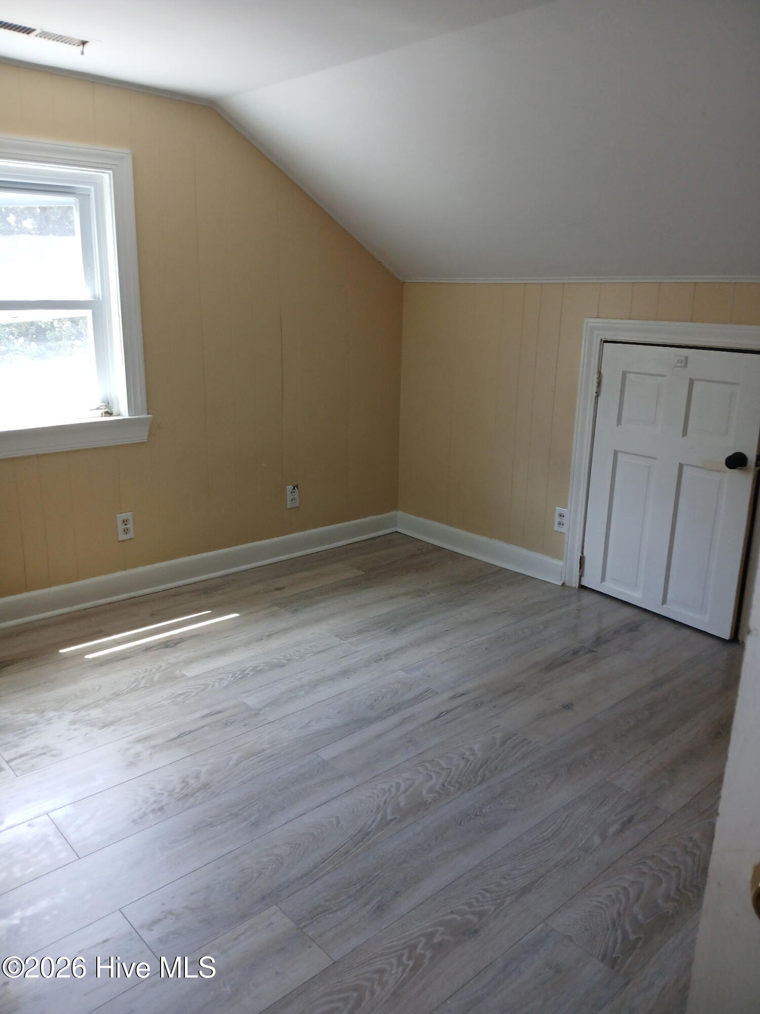 306 S Jefferson Avenue S Property Photo 8