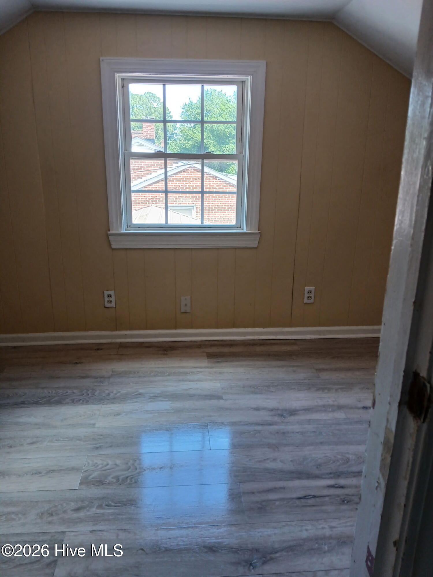 306 S Jefferson Avenue S Property Photo 9