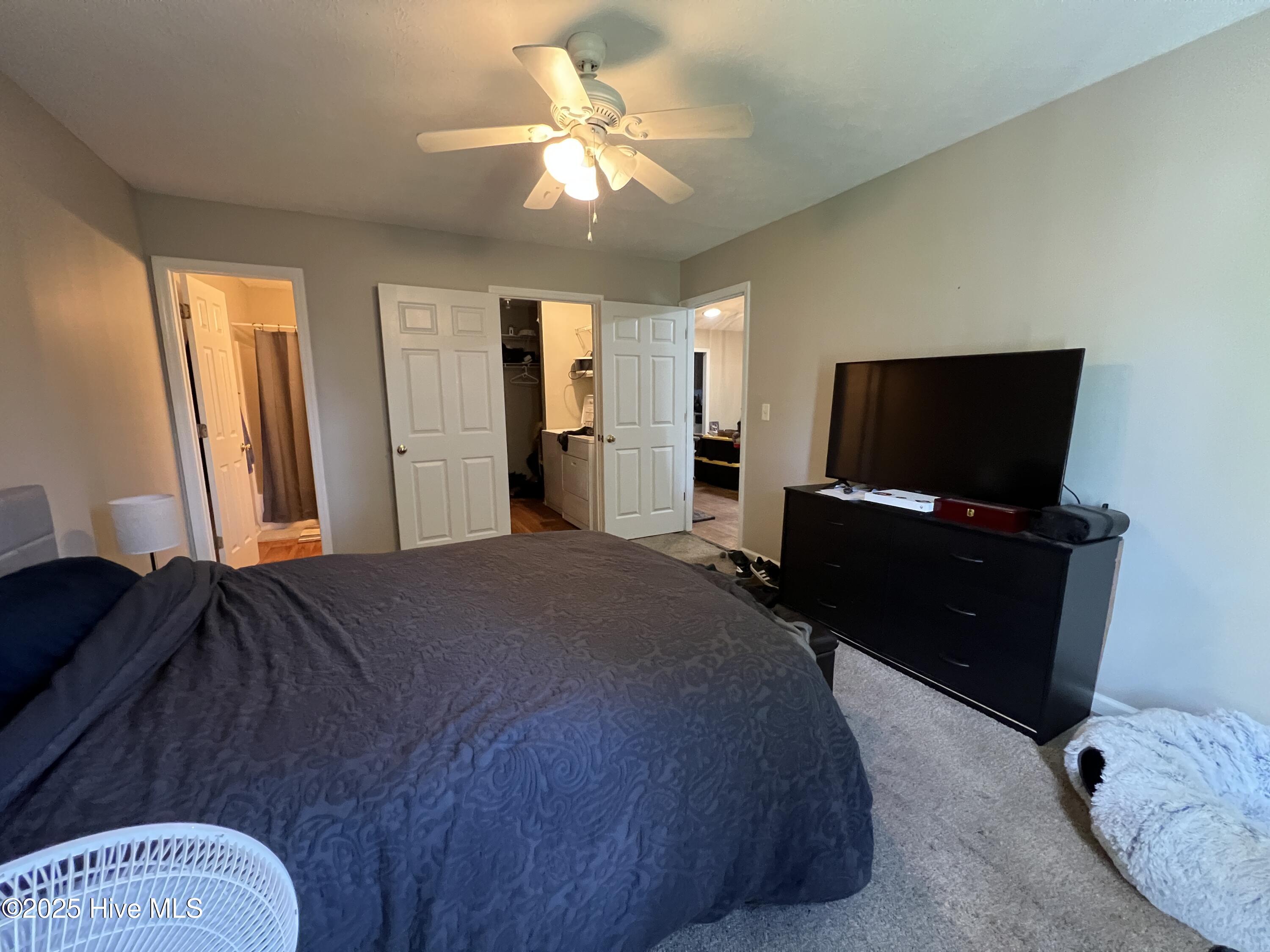 227 John Court Property Photo 8