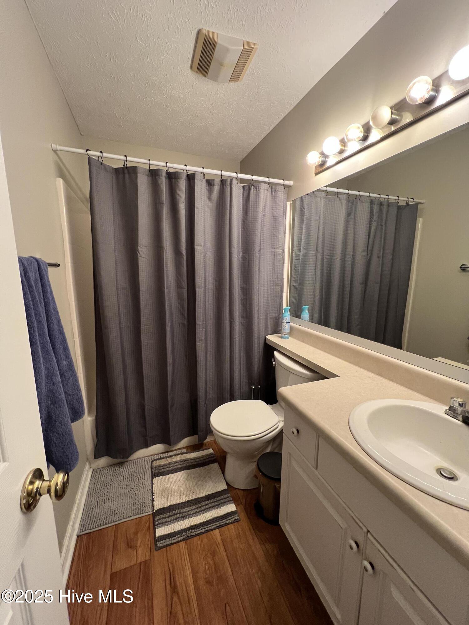227 John Court Property Photo 10