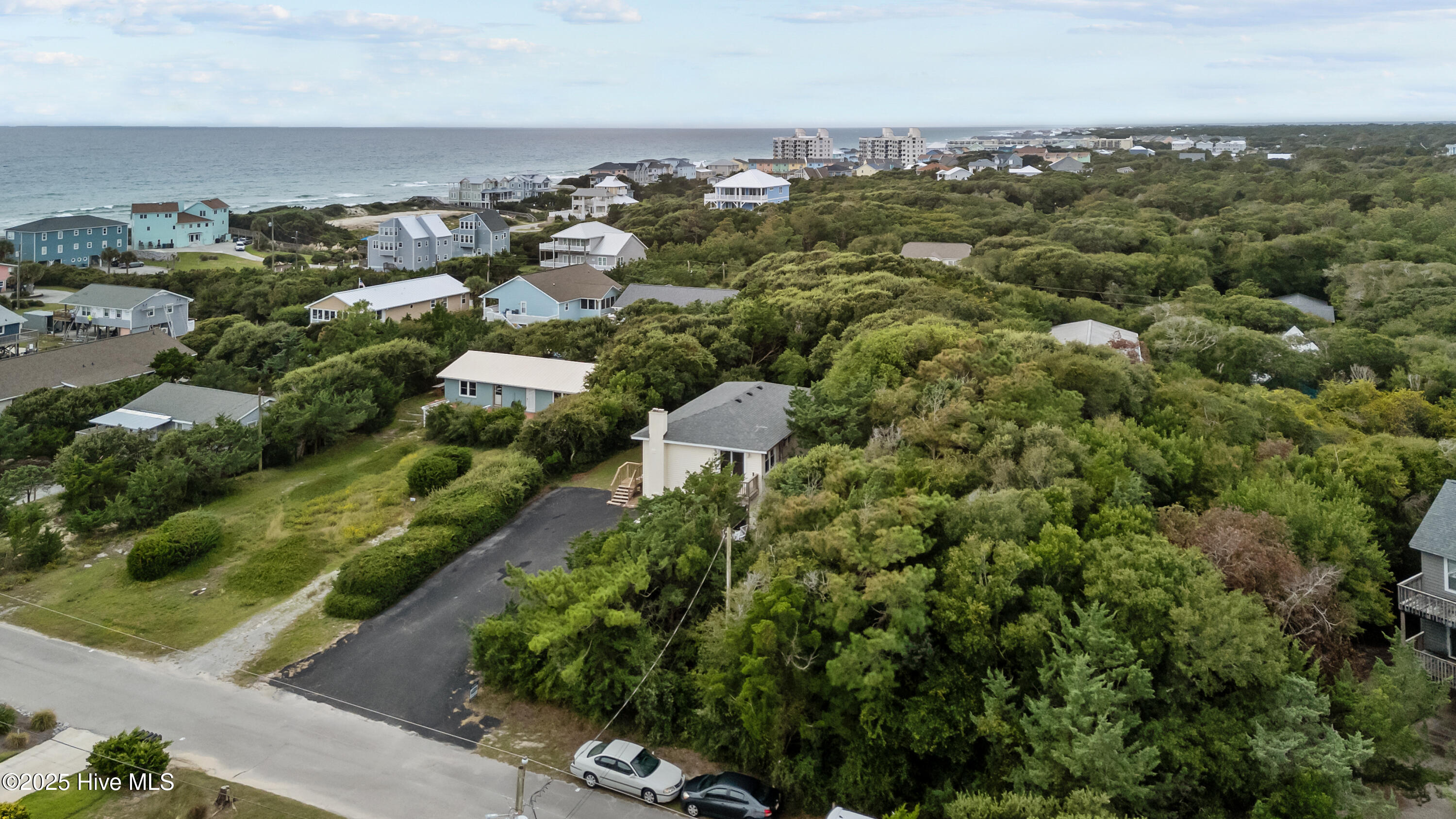 109 Yaupon Drive Property Photo 3