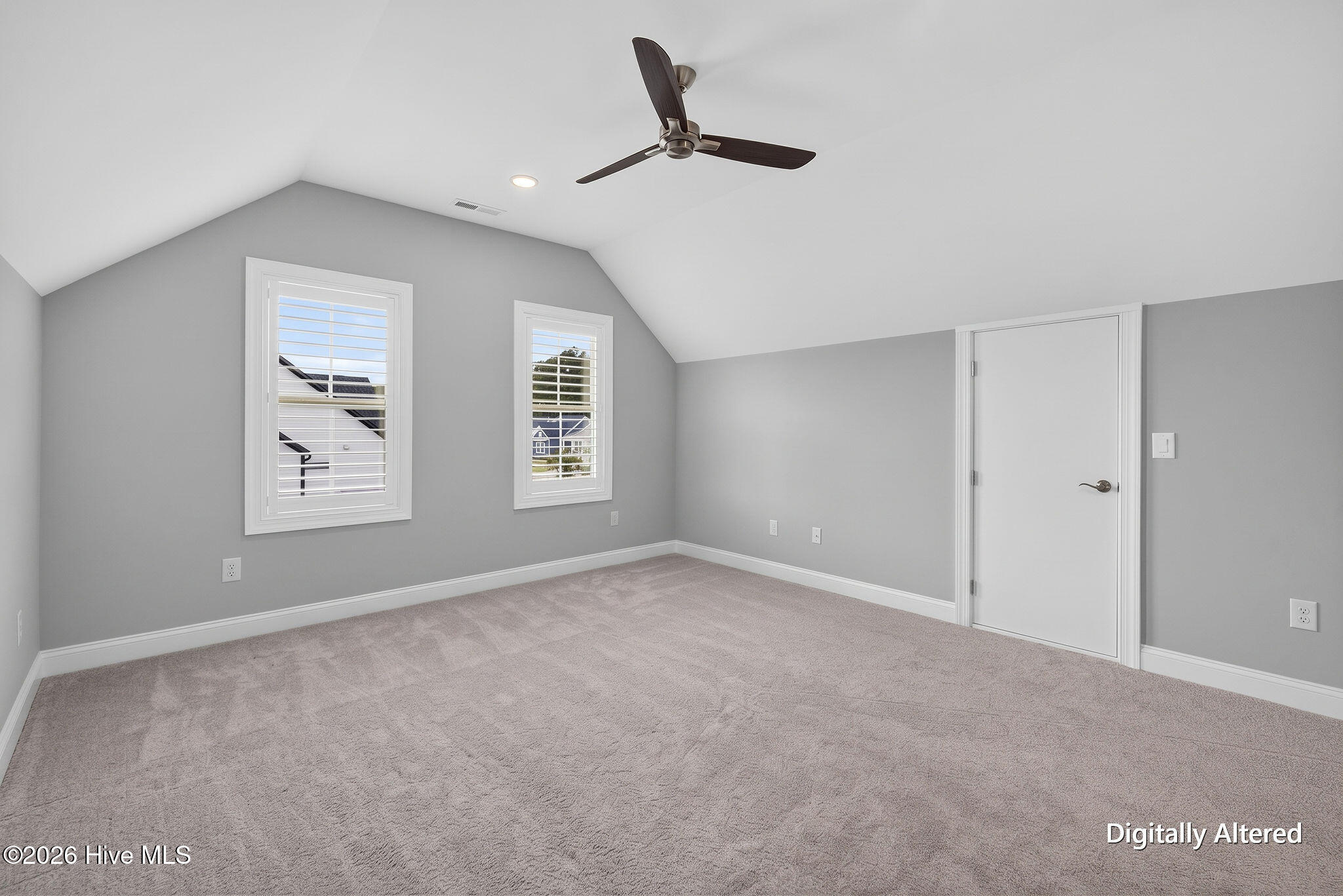 9170 Crossbill Drive Property Photo 38