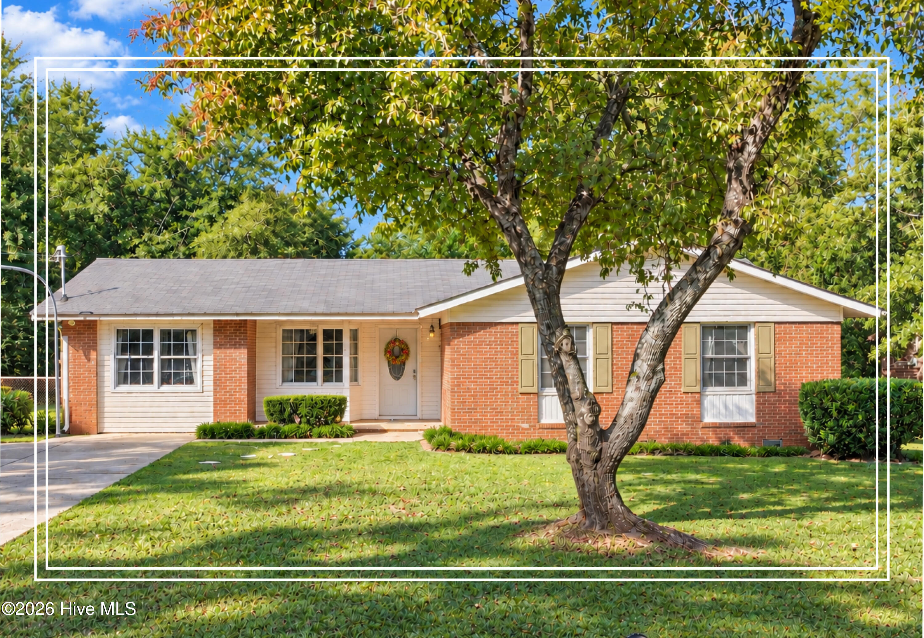 521 Dove Street Property Photo 1