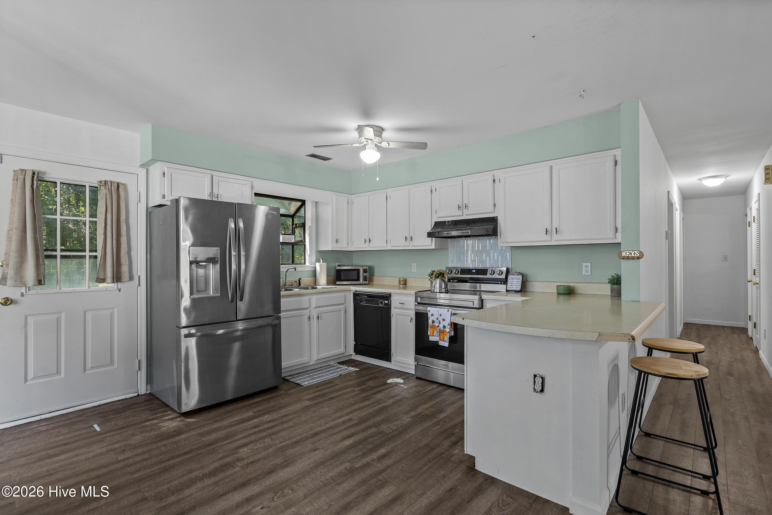 1204 Spring Villa Court Property Photo 9