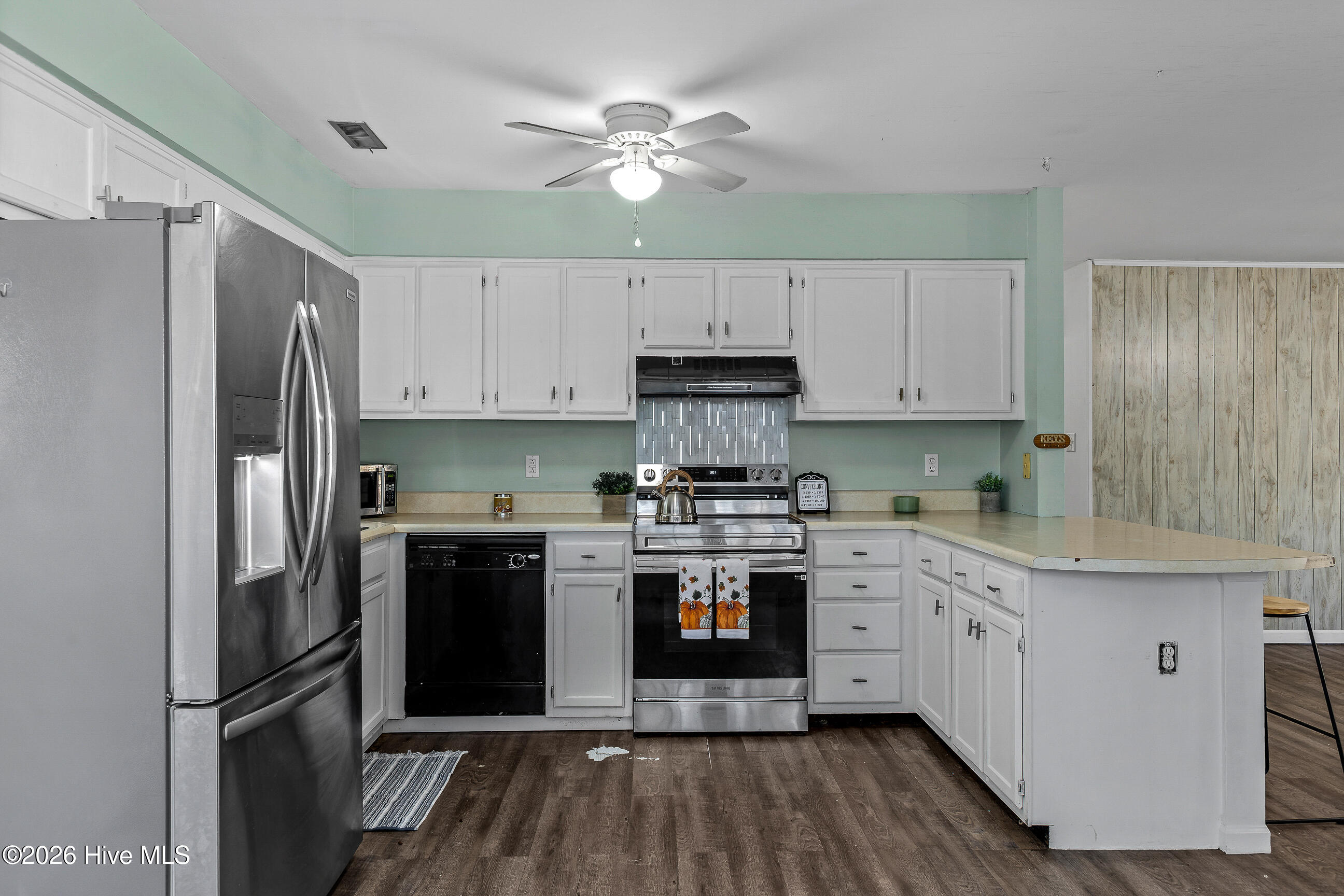 1204 Spring Villa Court Property Photo 11