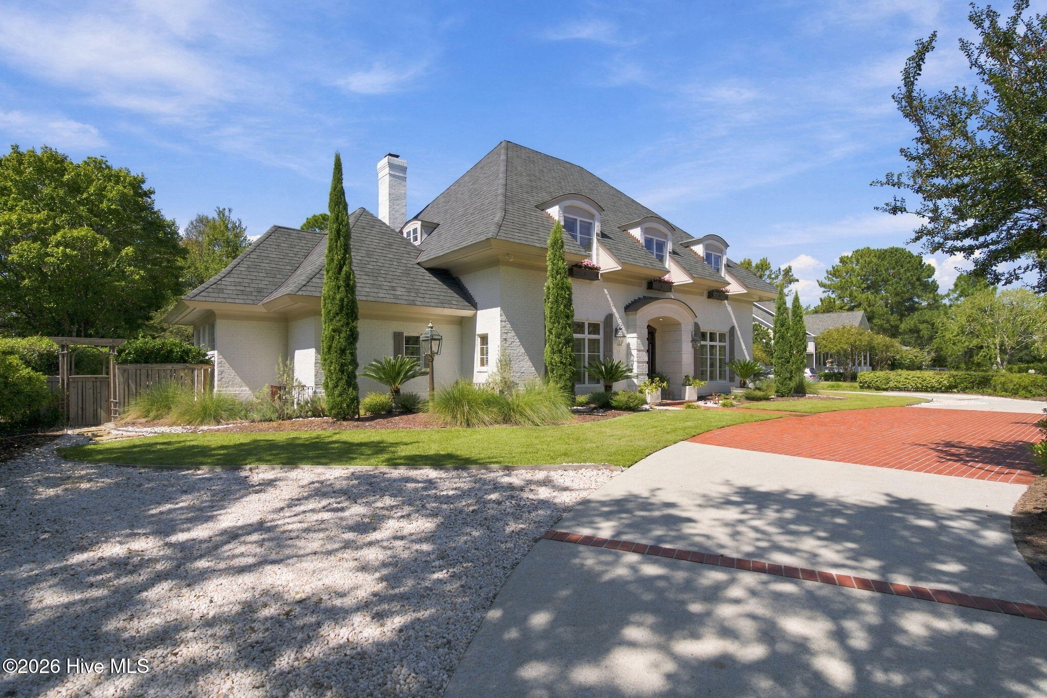 2116 Ascott Place Property Photo 7