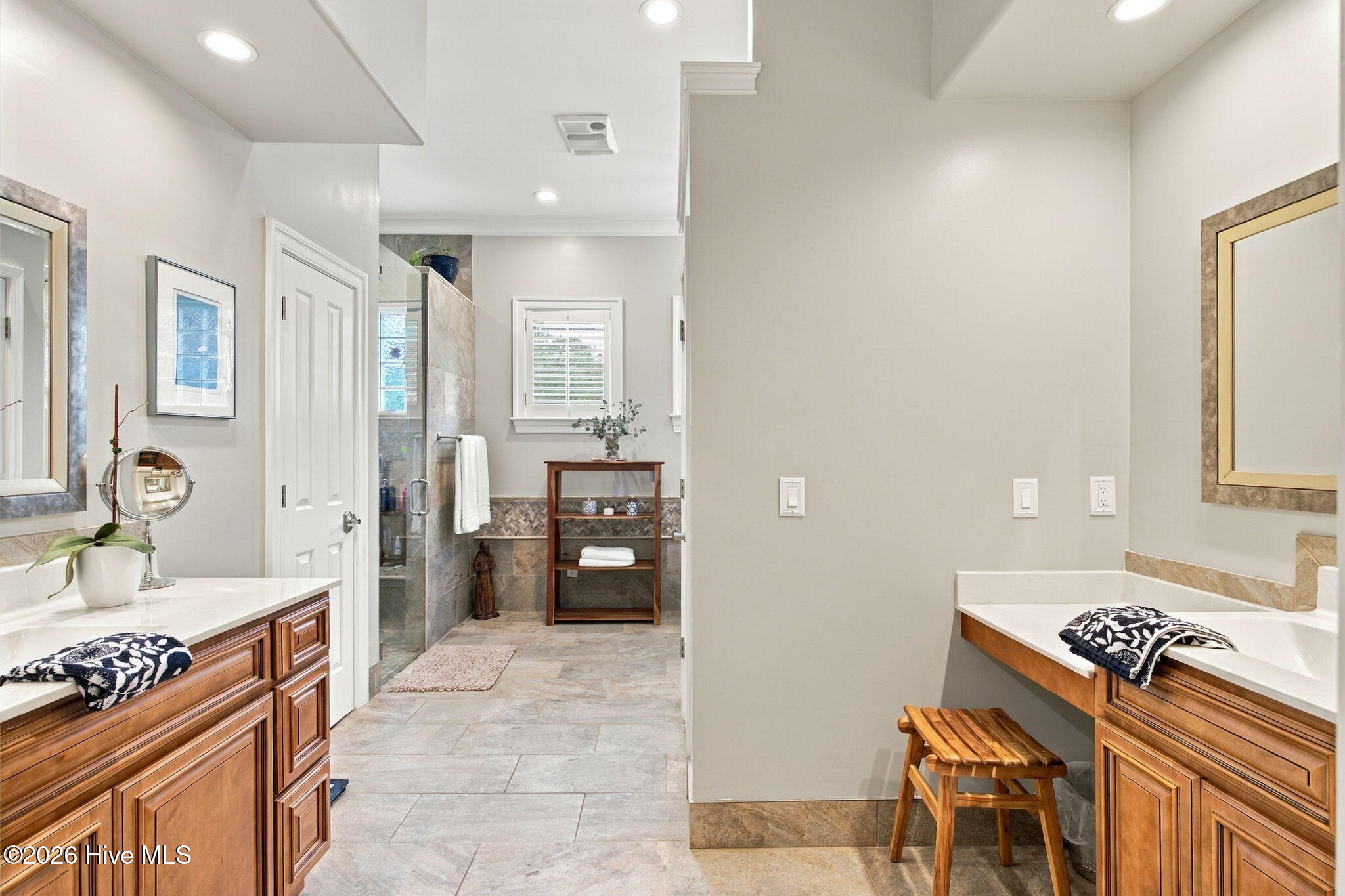2116 Ascott Place Property Photo 32