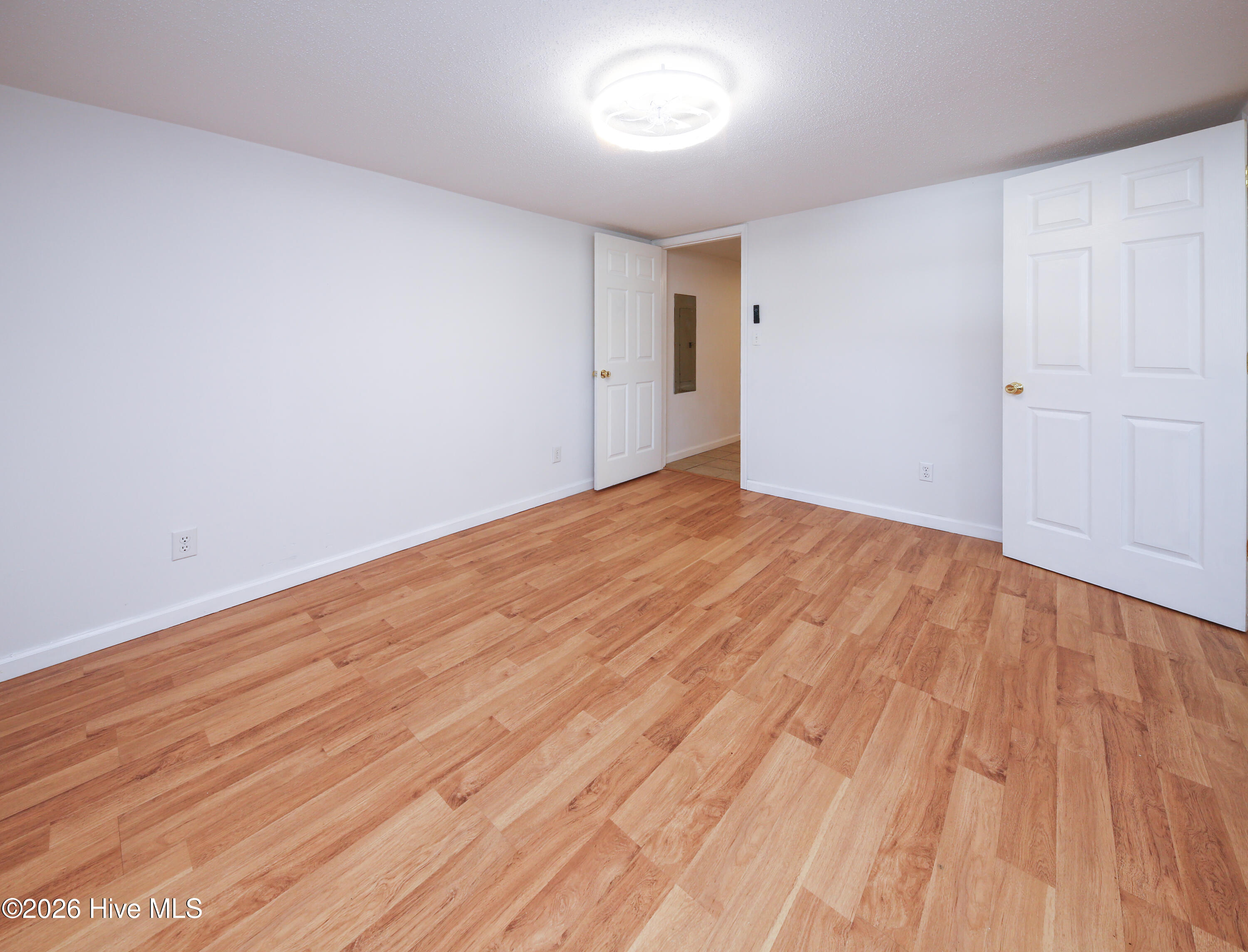111 Coopers Lane E Property Photo 10