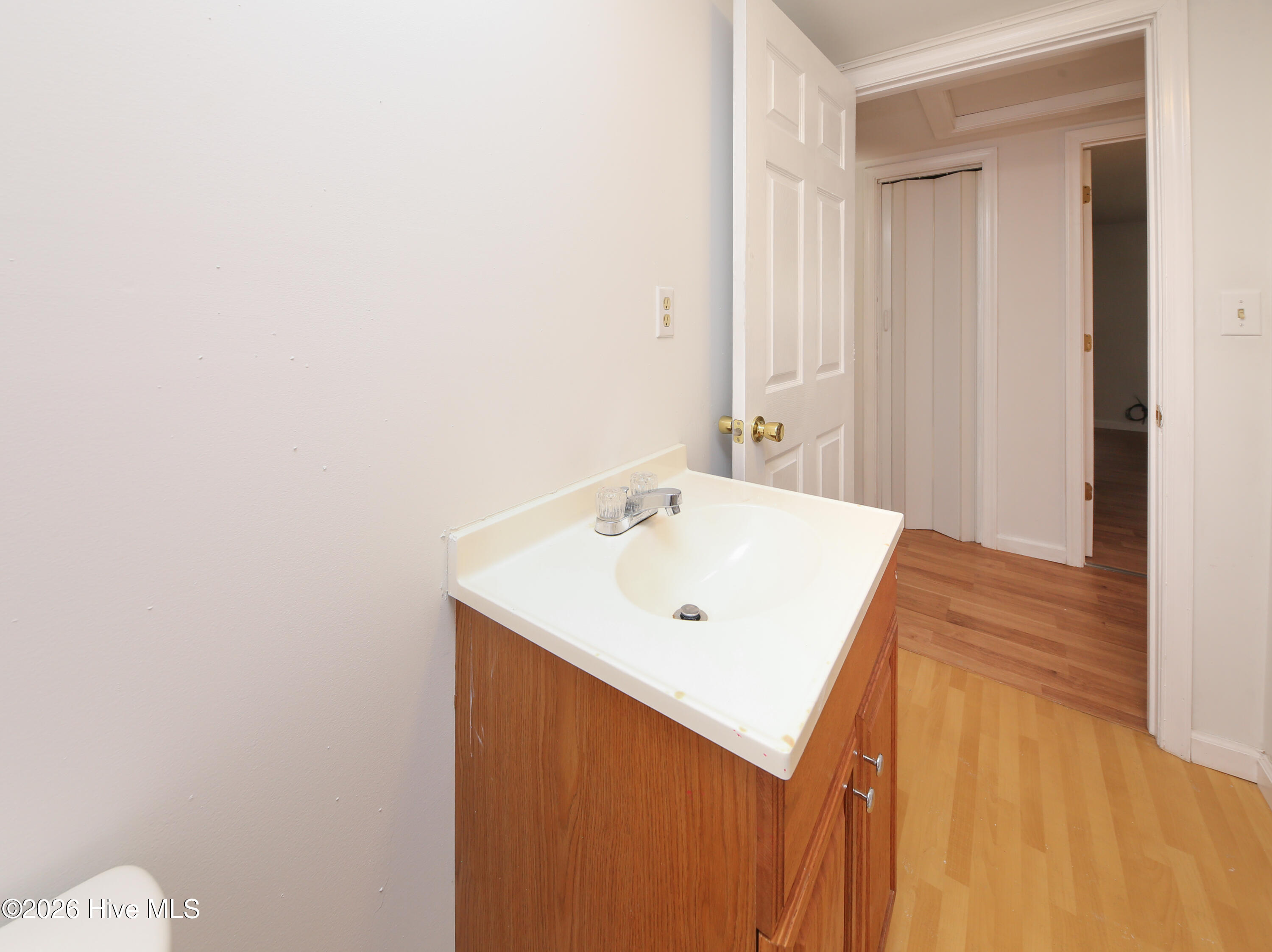 111 Coopers Lane E Property Photo 22