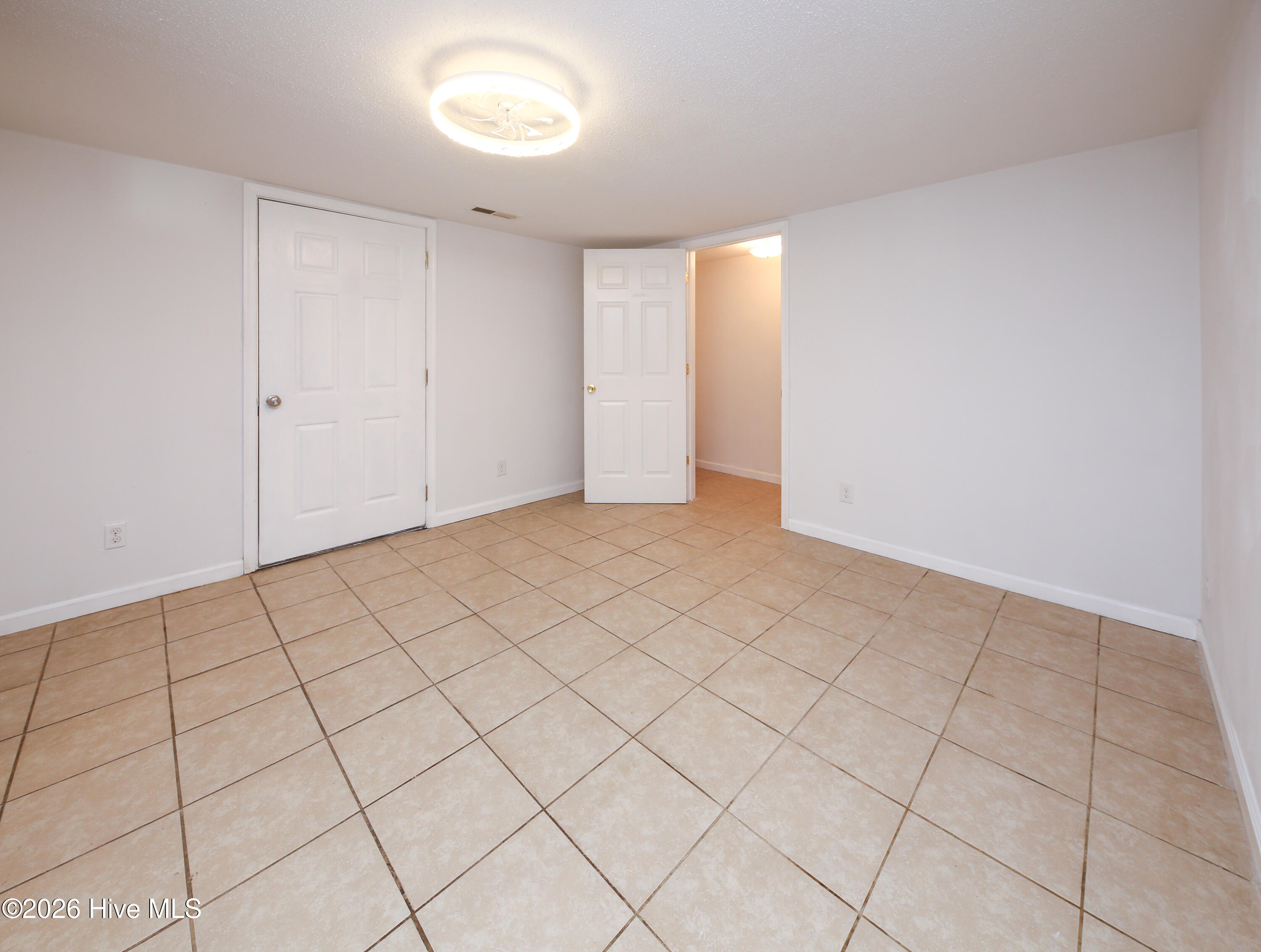 111 Coopers Lane E Property Photo 26