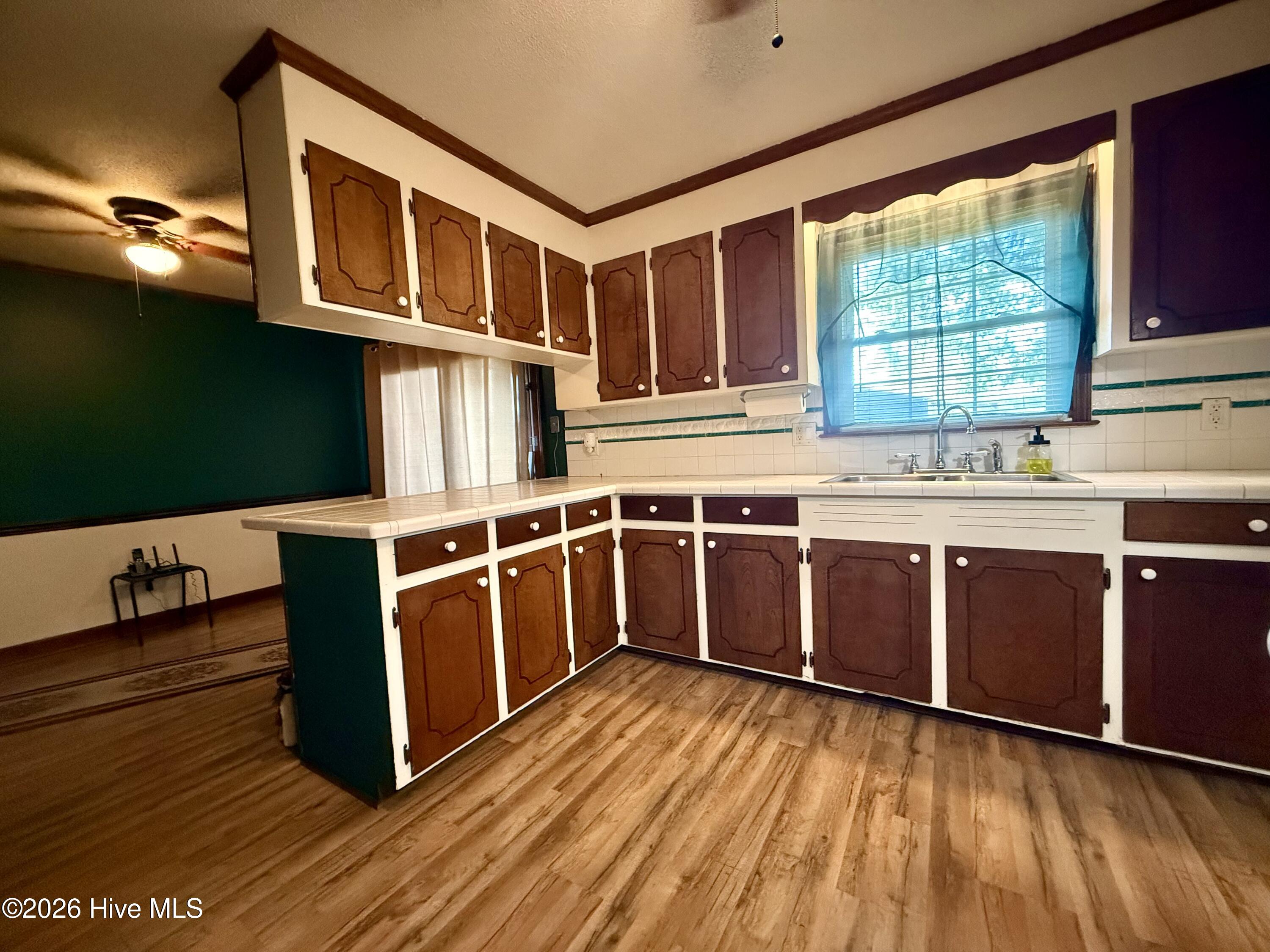 1122 Pineview Road Property Photo 11