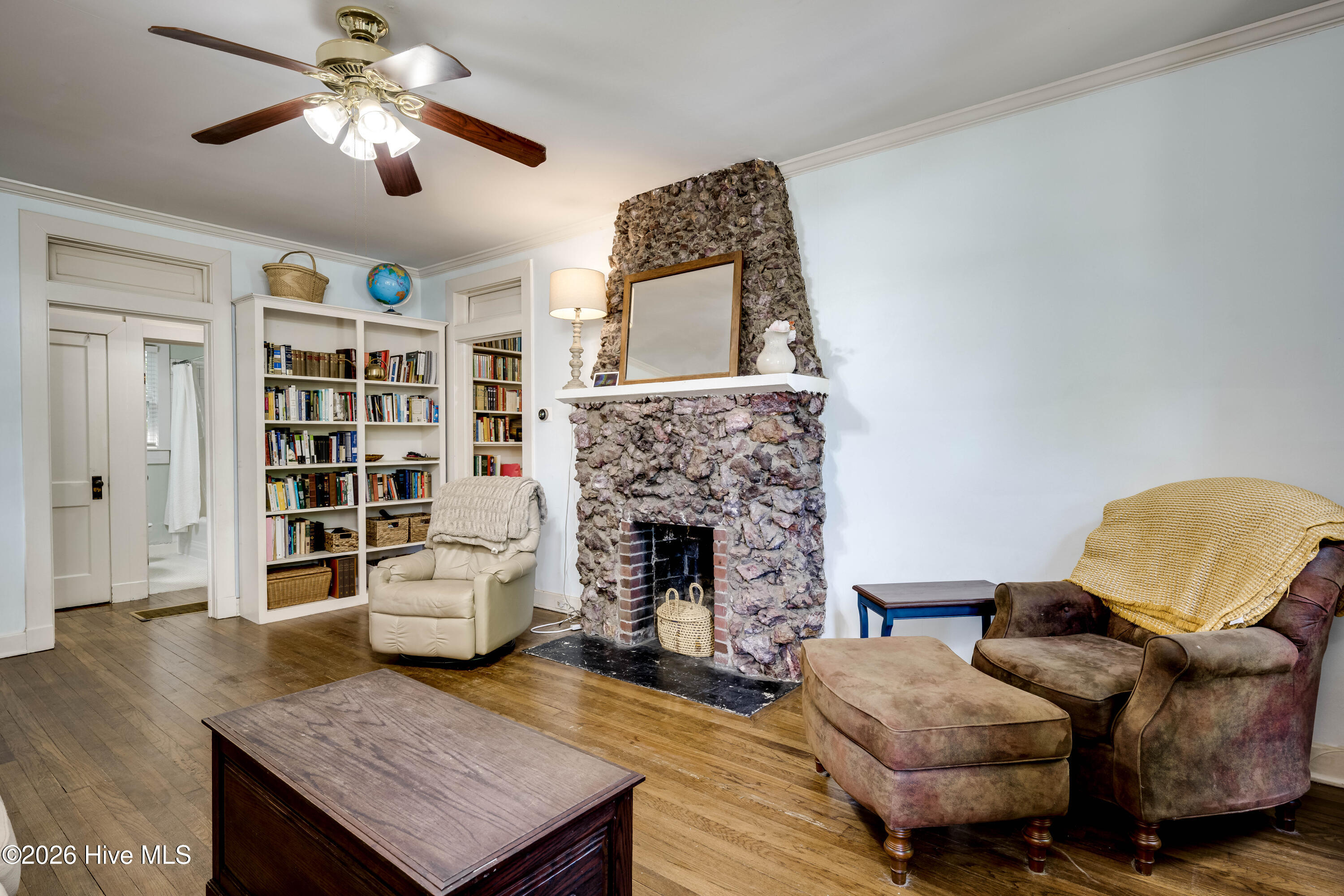 1501 Troupe Street Property Photo 8