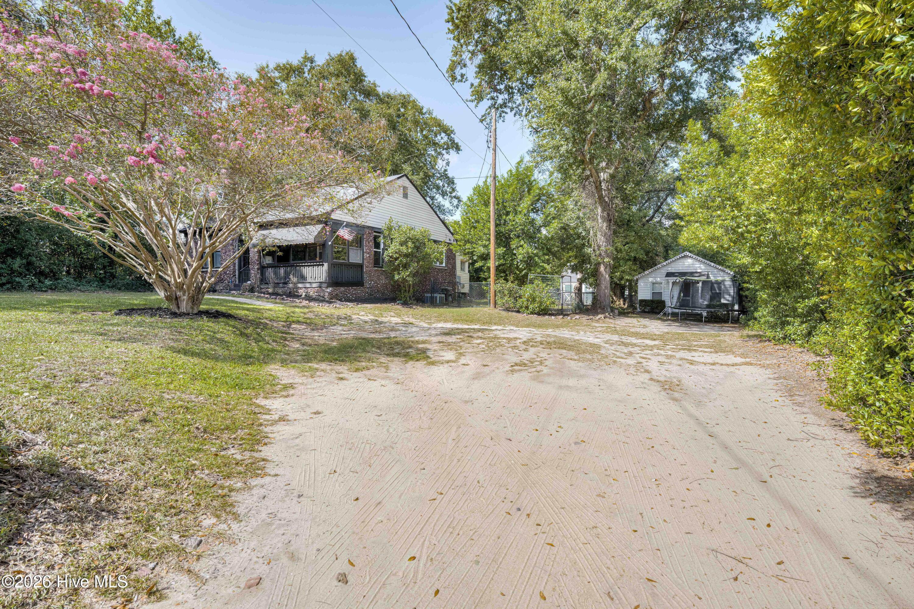 1501 Troupe Street Property Photo 39