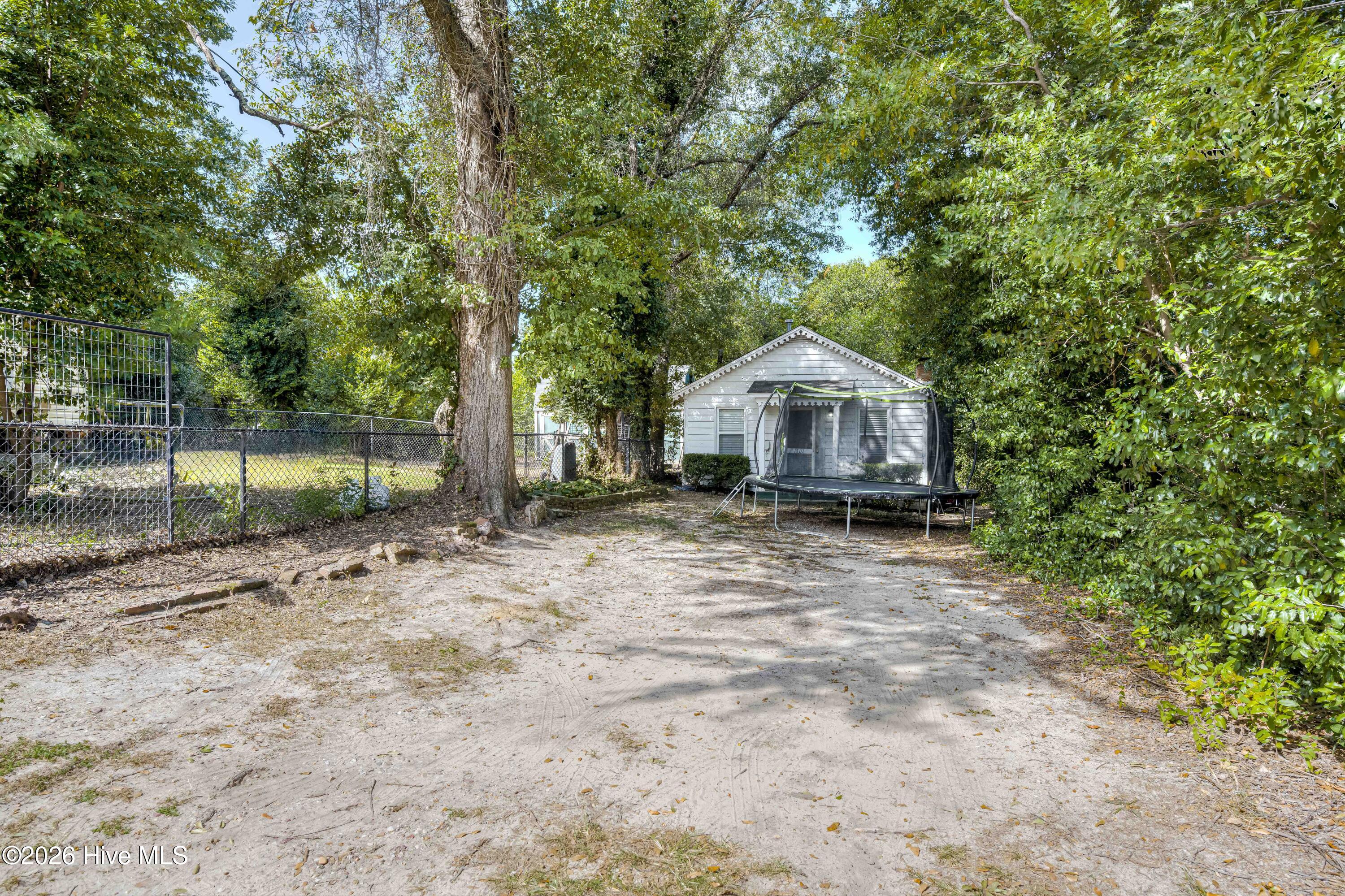 1501 Troupe Street Property Photo 40