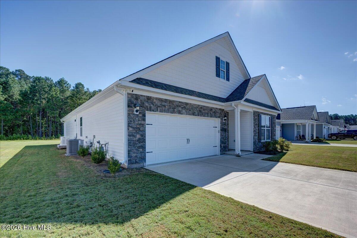5013 Cinnamon Run Property Photo 3
